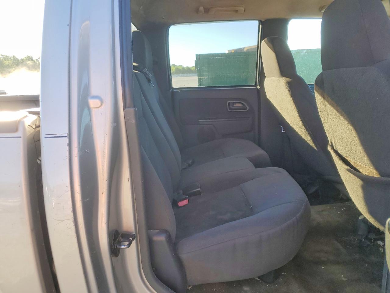 2005 Chevrolet Colorado Gray vin: 1GCCS136658269920