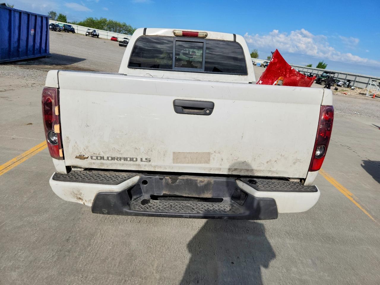 2005 Chevrolet Colorado White vin: 1GCCS136858133630