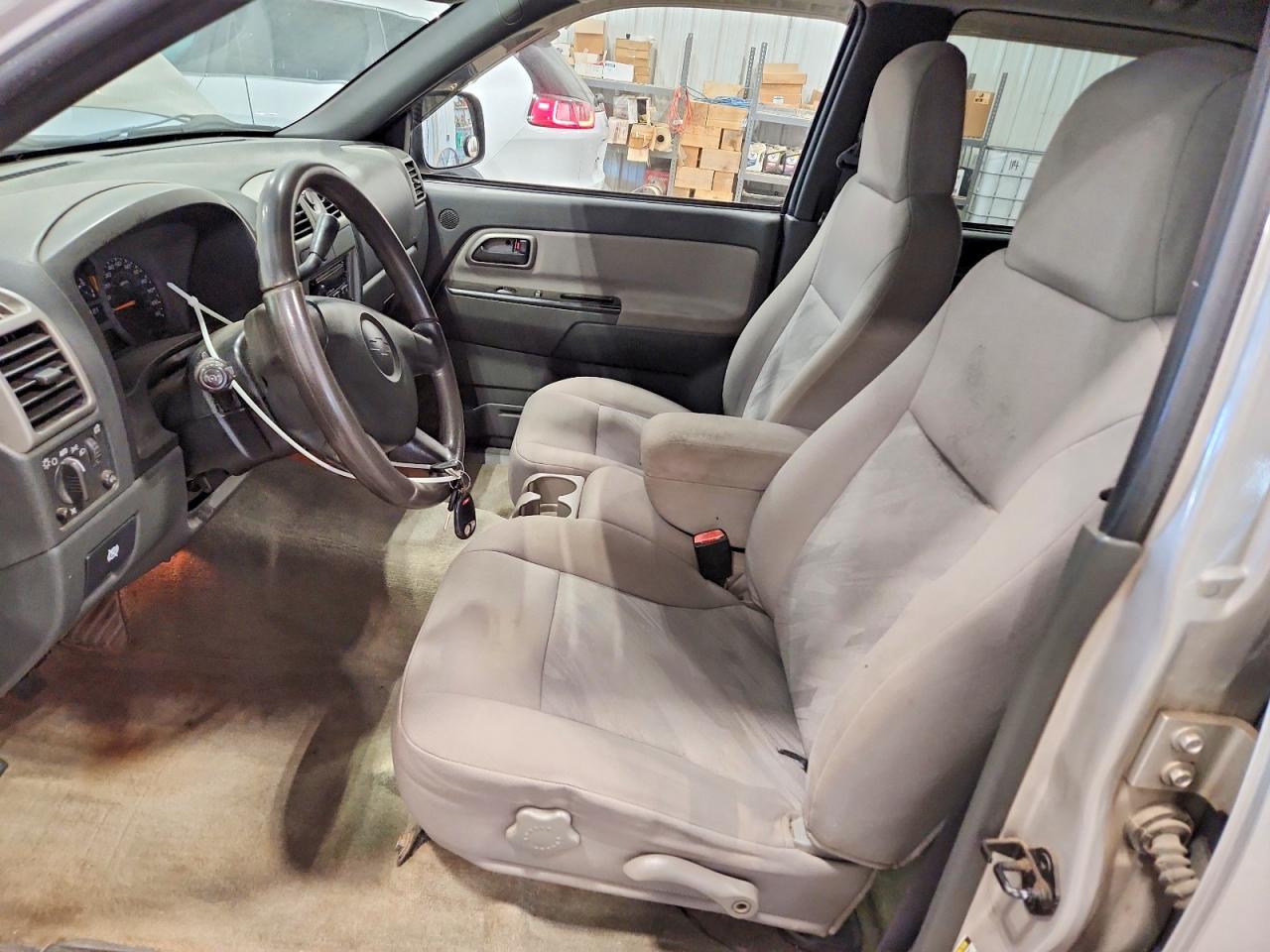 2005 Chevrolet Colorado Серебряный vin: 1GCCS136858222873