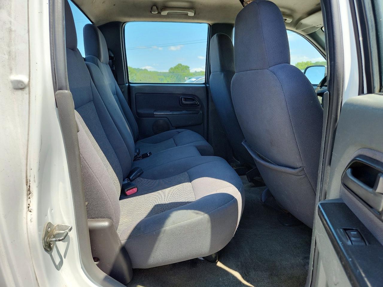 2006 Chevrolet Colorado White vin: 1GCCS138568124340