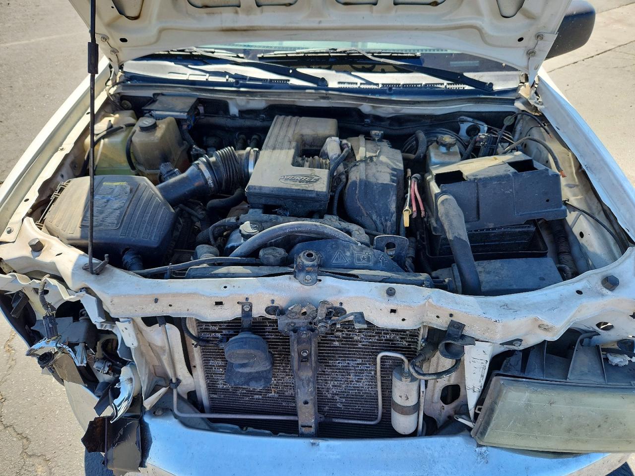 2008 Chevrolet Colorado White vin: 1GCCS13E388117573