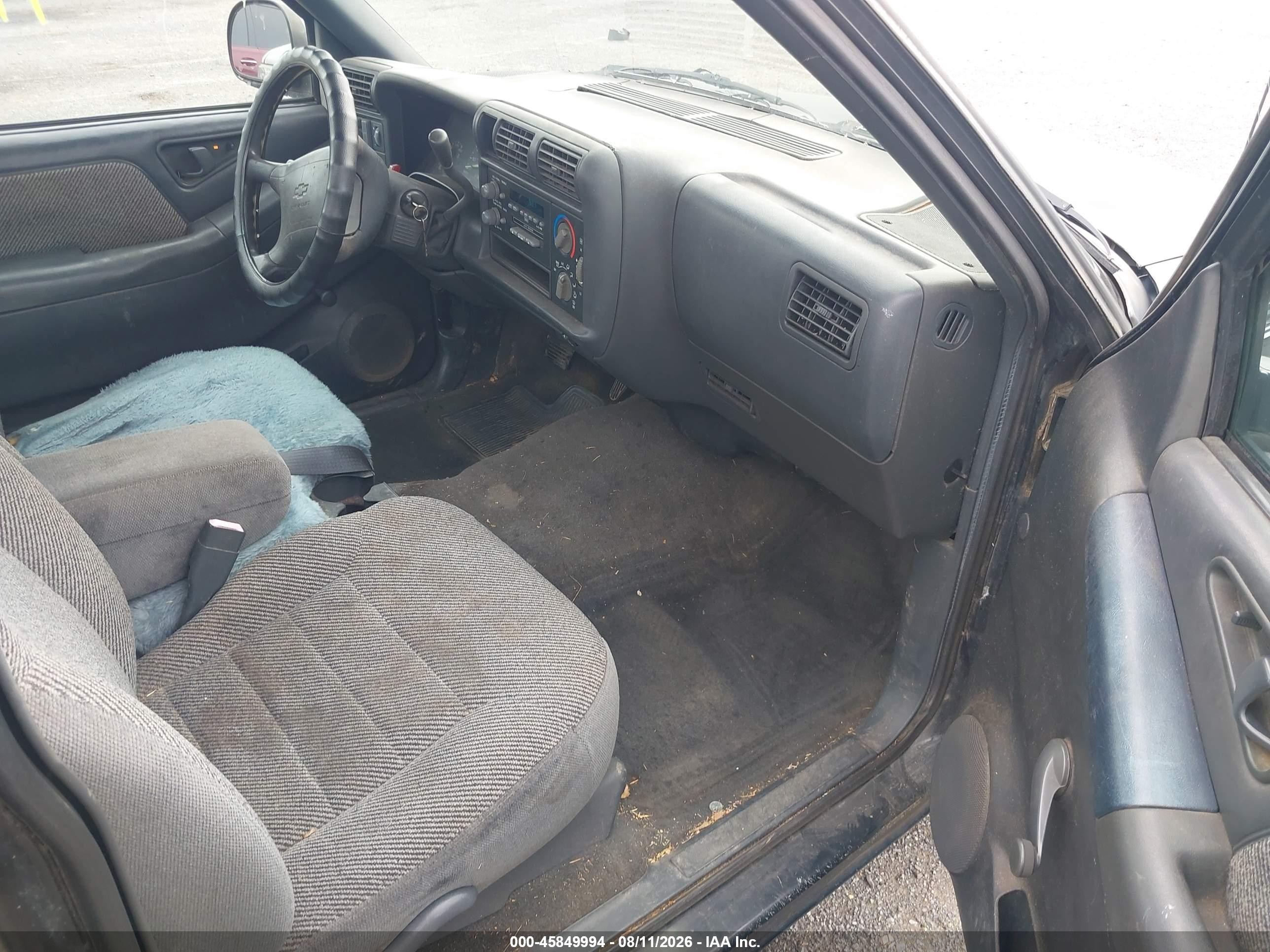 1997 Chevrolet S-10 Ls Black vin: 1GCCS1440VK109306