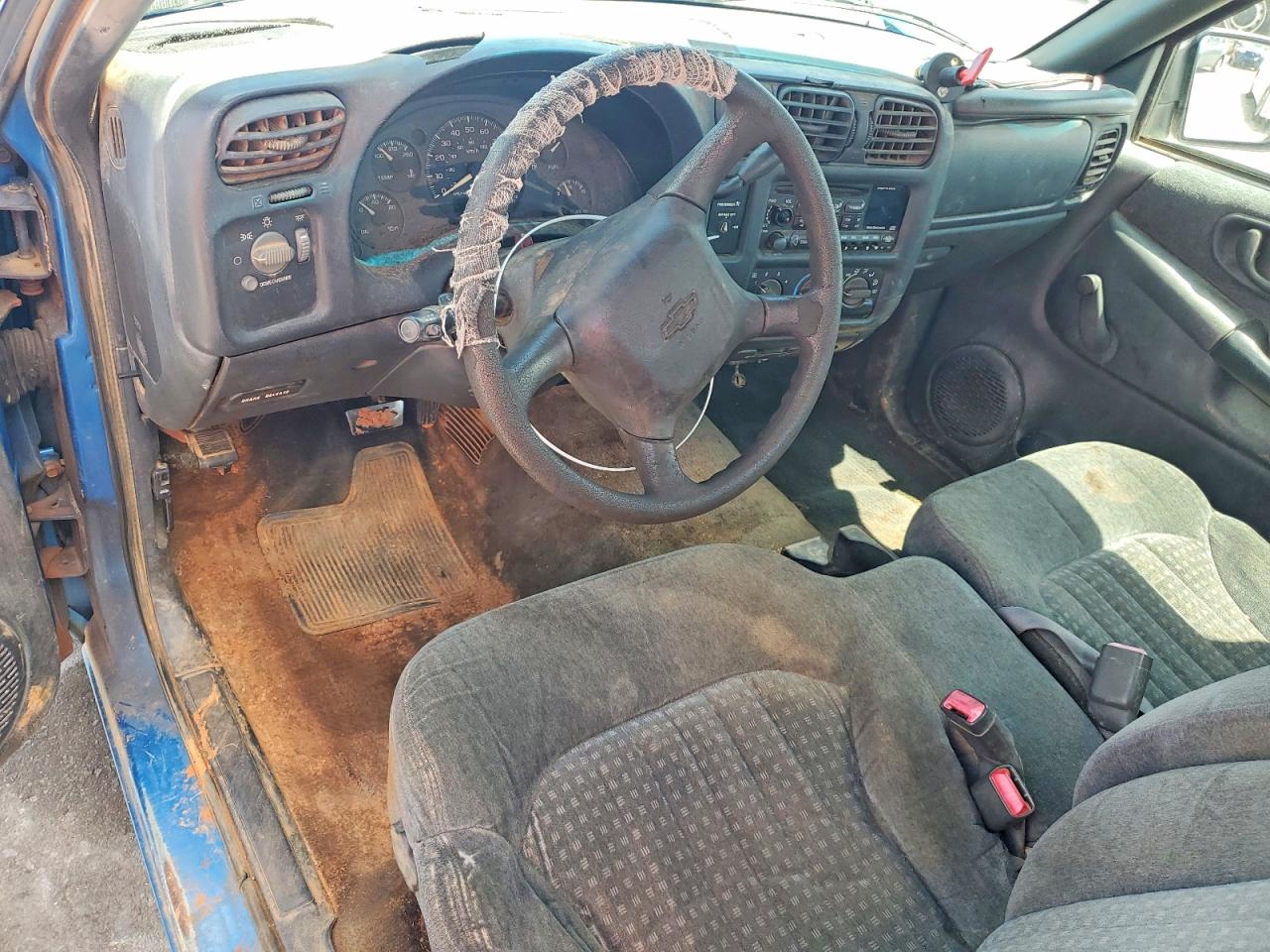2000 Chevrolet S Truck S10 Blue vin: 1GCCS1440YK145839