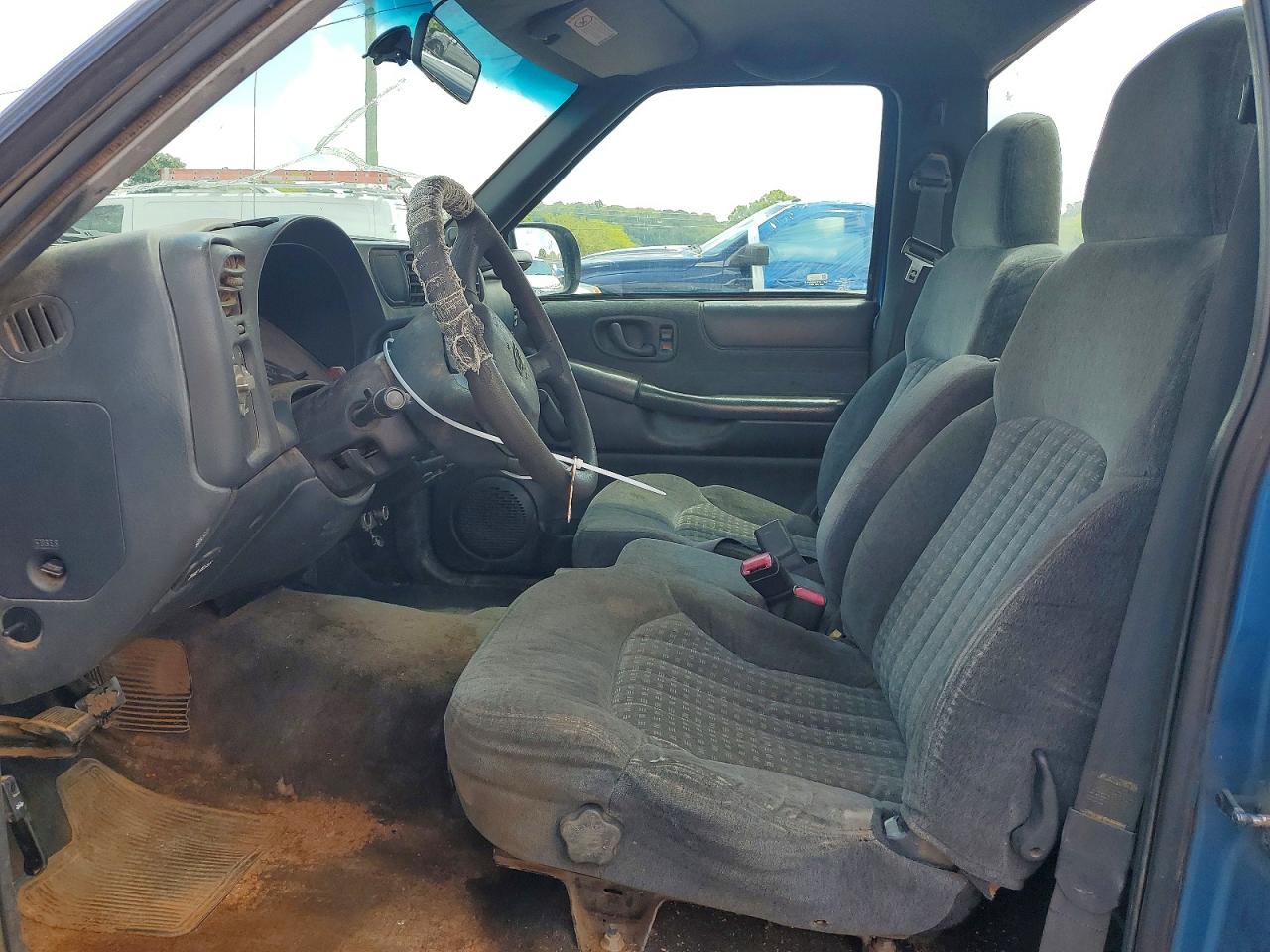 2000 Chevrolet S Truck S10 Blue vin: 1GCCS1440YK145839
