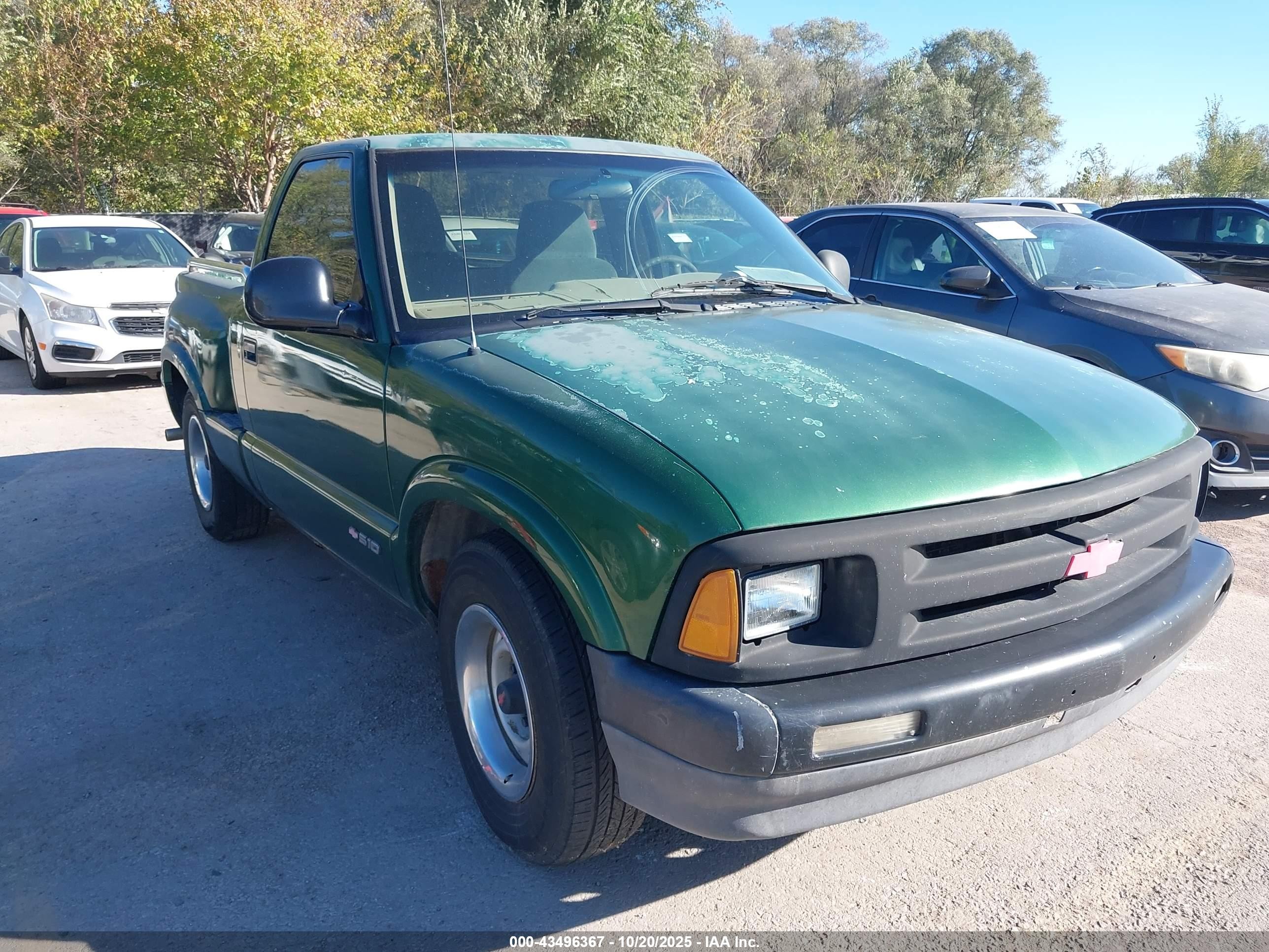 1GCCS1441V8100837