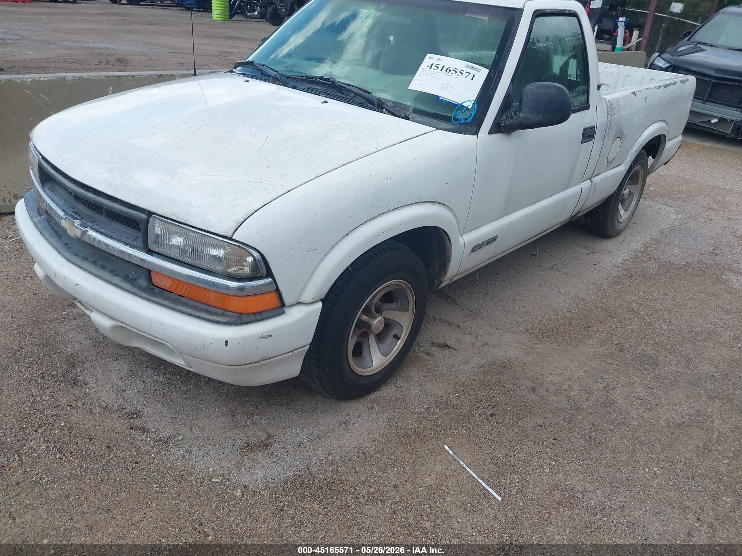 1998 Chevrolet S-10 Ls Fleetside White vin: 1GCCS1442W8195636