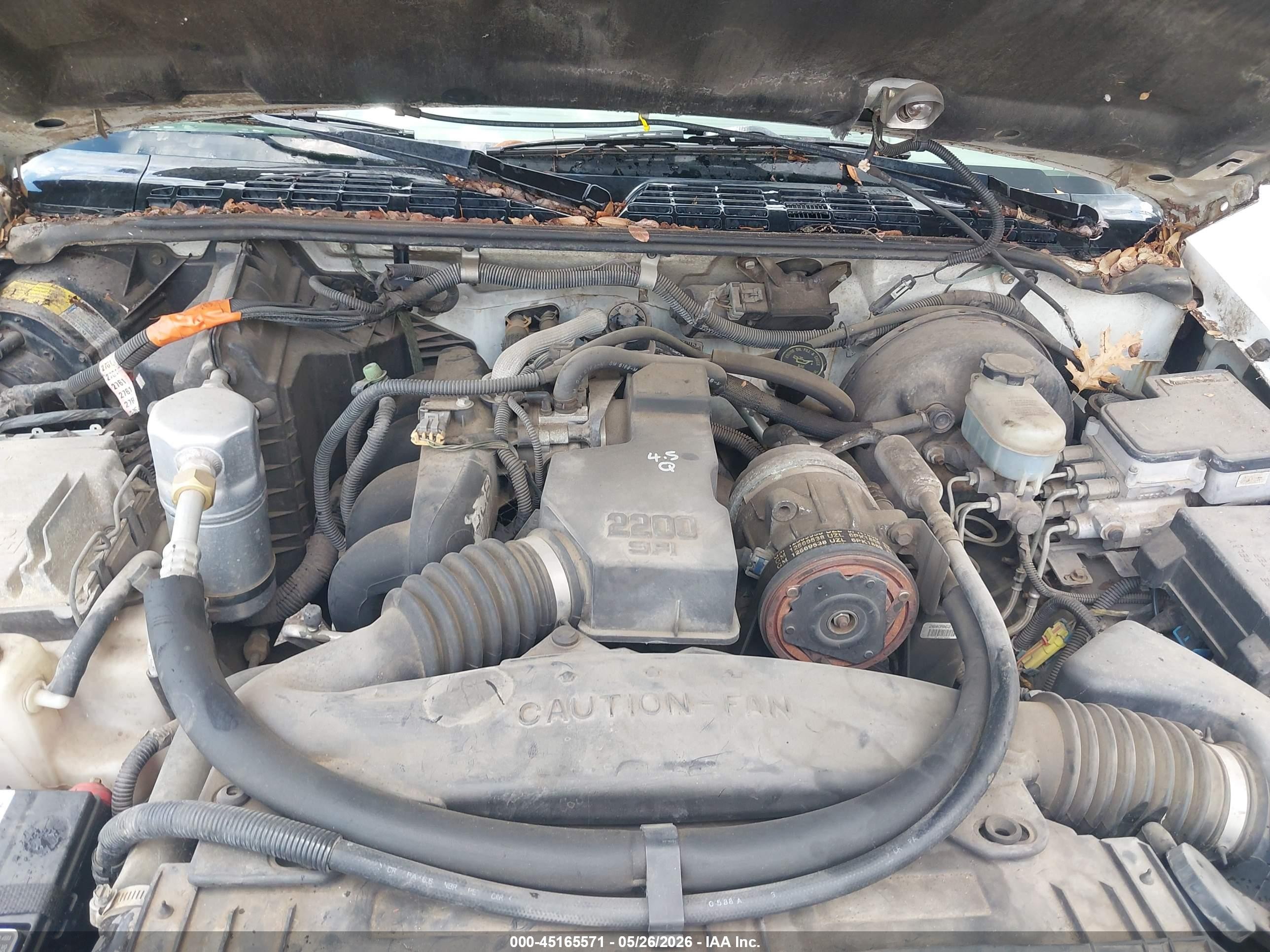1998 Chevrolet S-10 Ls Fleetside White vin: 1GCCS1442W8195636