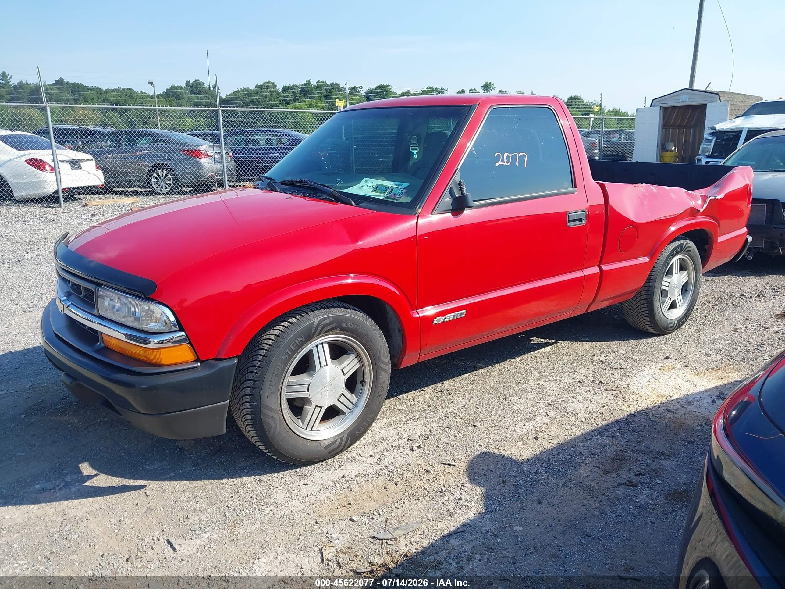 1998 Chevrolet S-10 Fleetside Red vin: 1GCCS1442W8227677