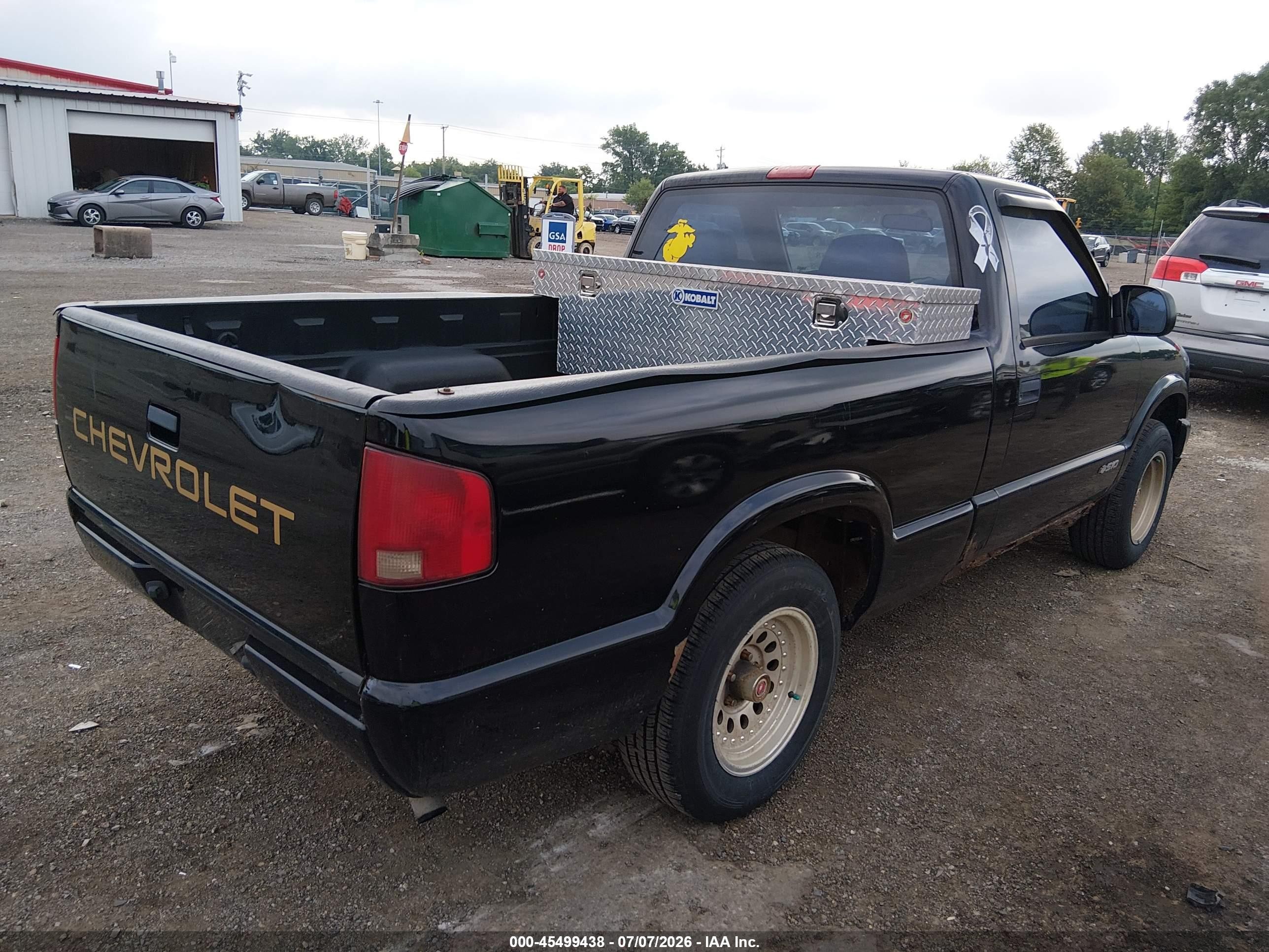 1999 Chevrolet S-10   Черный vin: 1GCCS1442XK181692