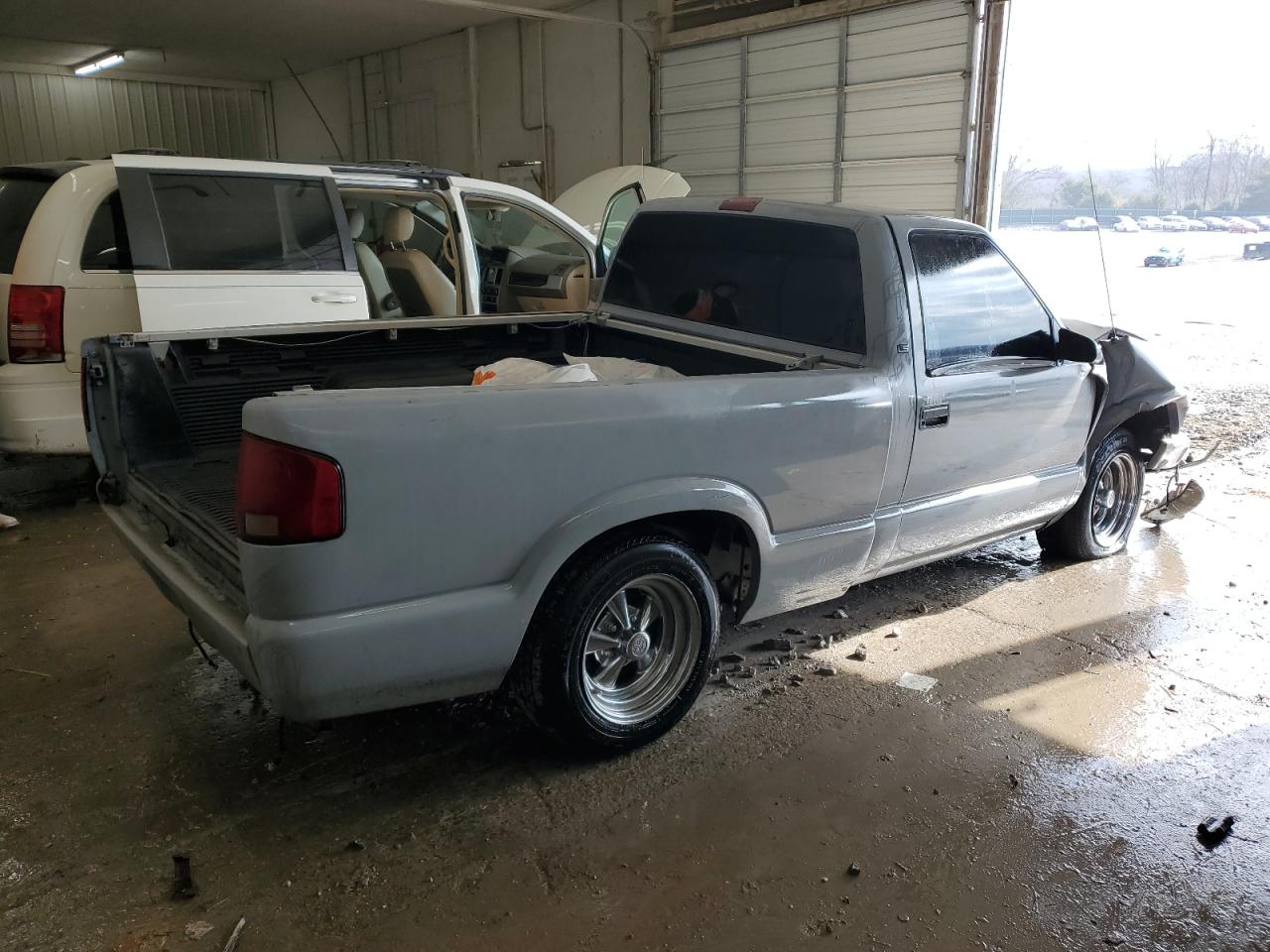 2000 Chevrolet S Truck S10 Blue vin: 1GCCS1443Y8102772