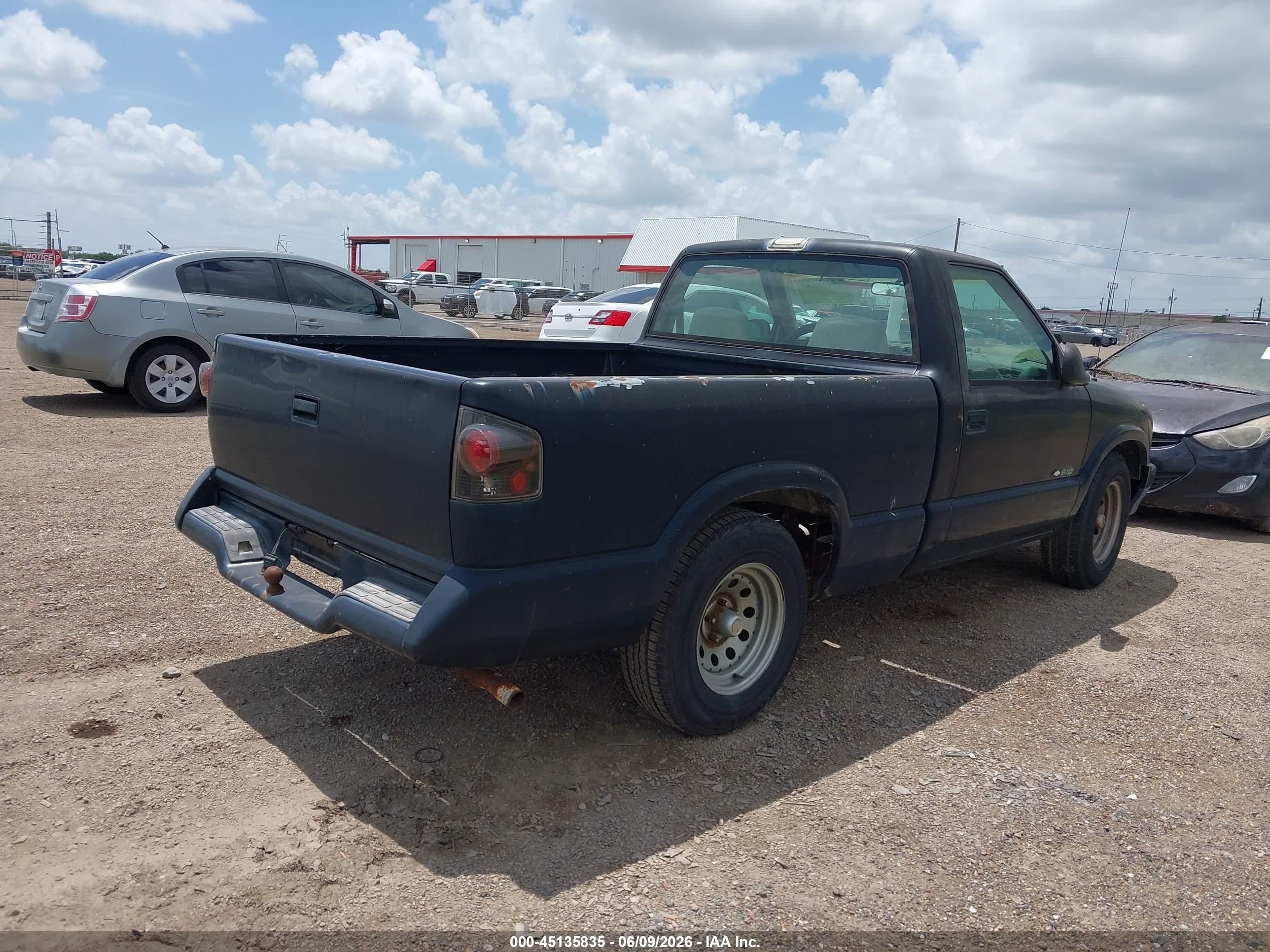 1994 Chevrolet S Truck S10 Black vin: 1GCCS1444R8157510