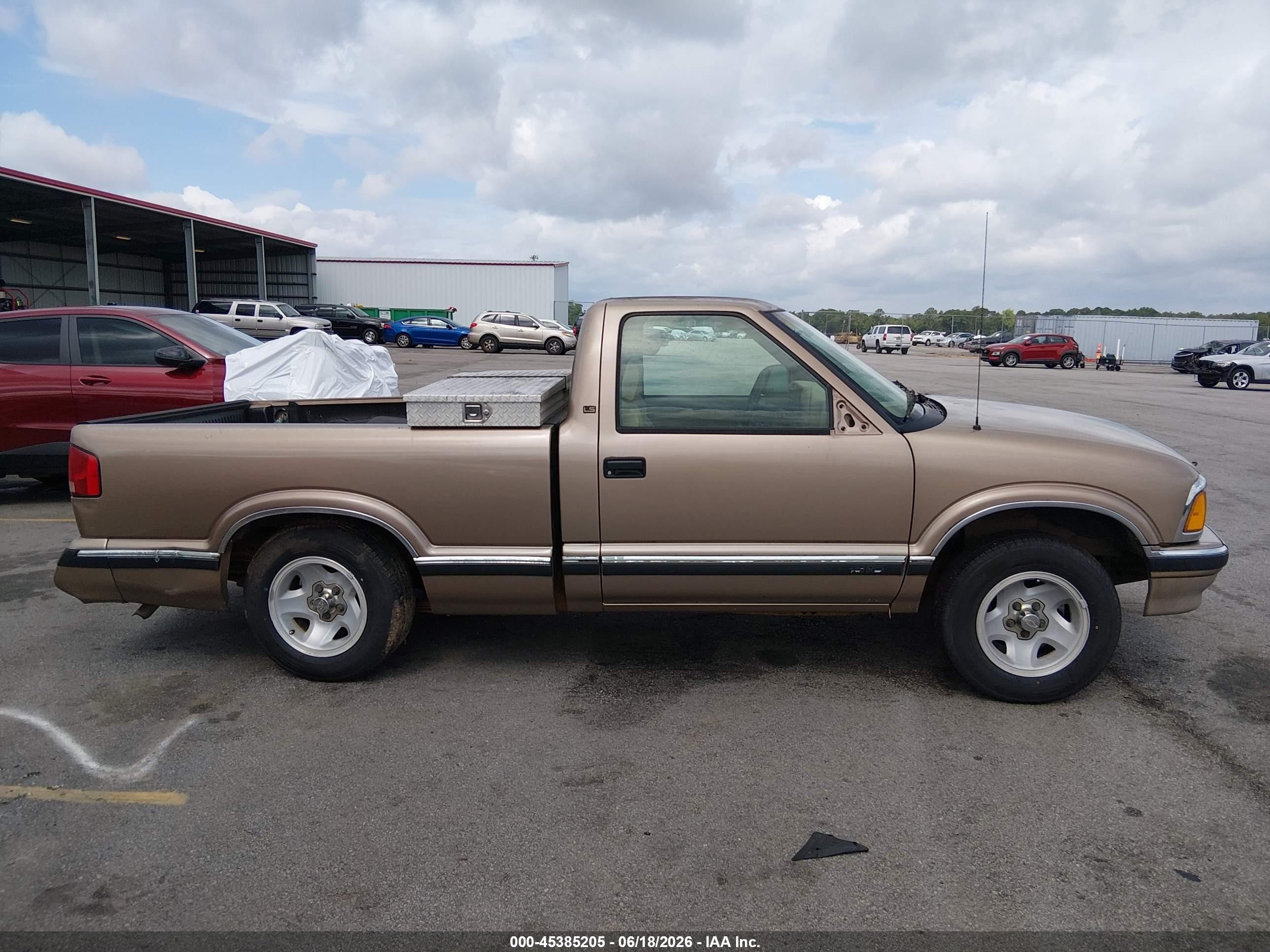 1996 Chevrolet S Truck S10 Beige vin: 1GCCS1444T8142299