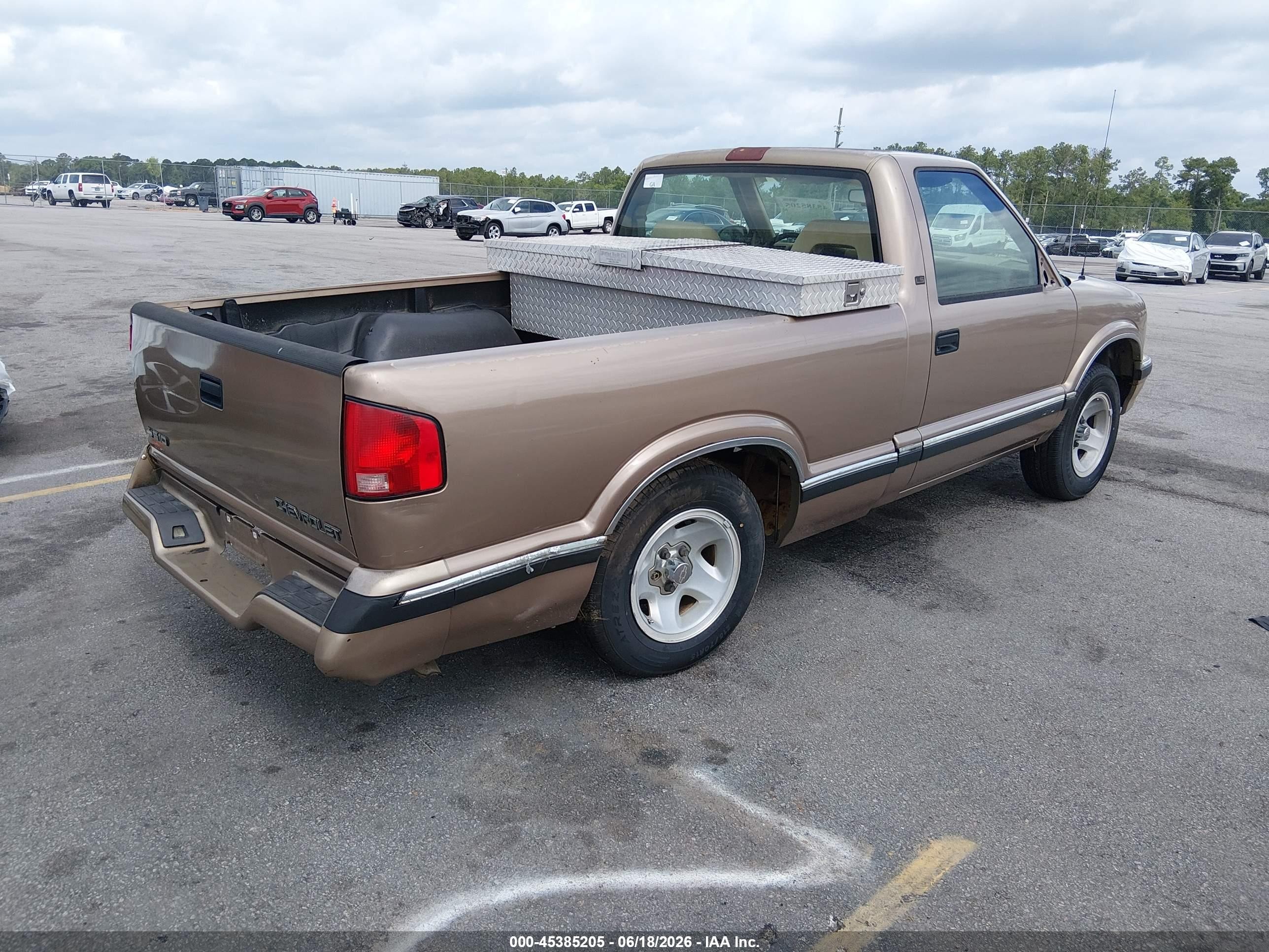 1996 Chevrolet S Truck S10 Beige vin: 1GCCS1444T8142299