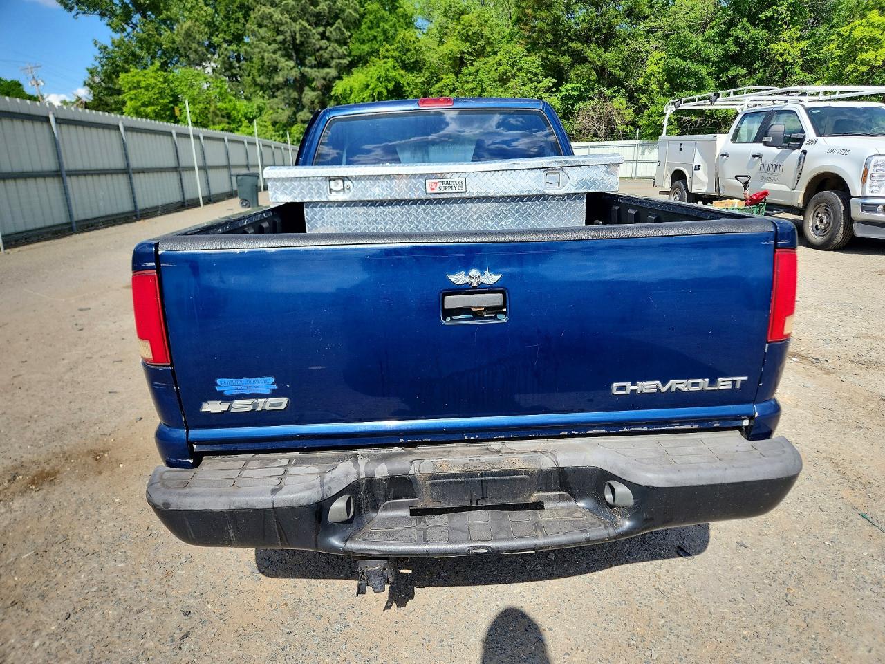 1999 Chevrolet S Truck S10 Blue vin: 1GCCS1444X8130675