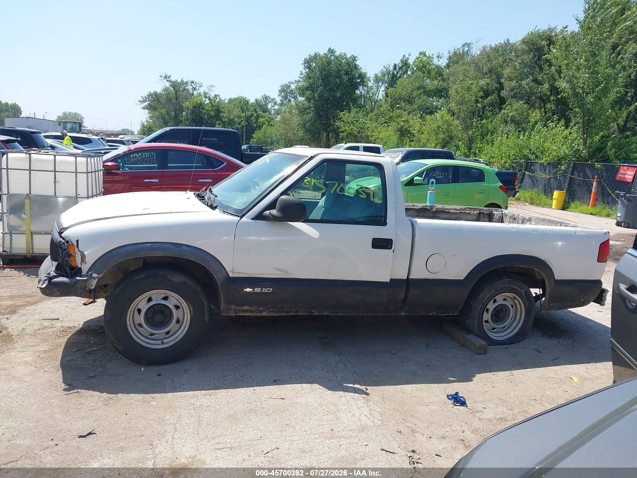 1995 Chevrolet S Truck S10 White vin: 1GCCS1445S8151205