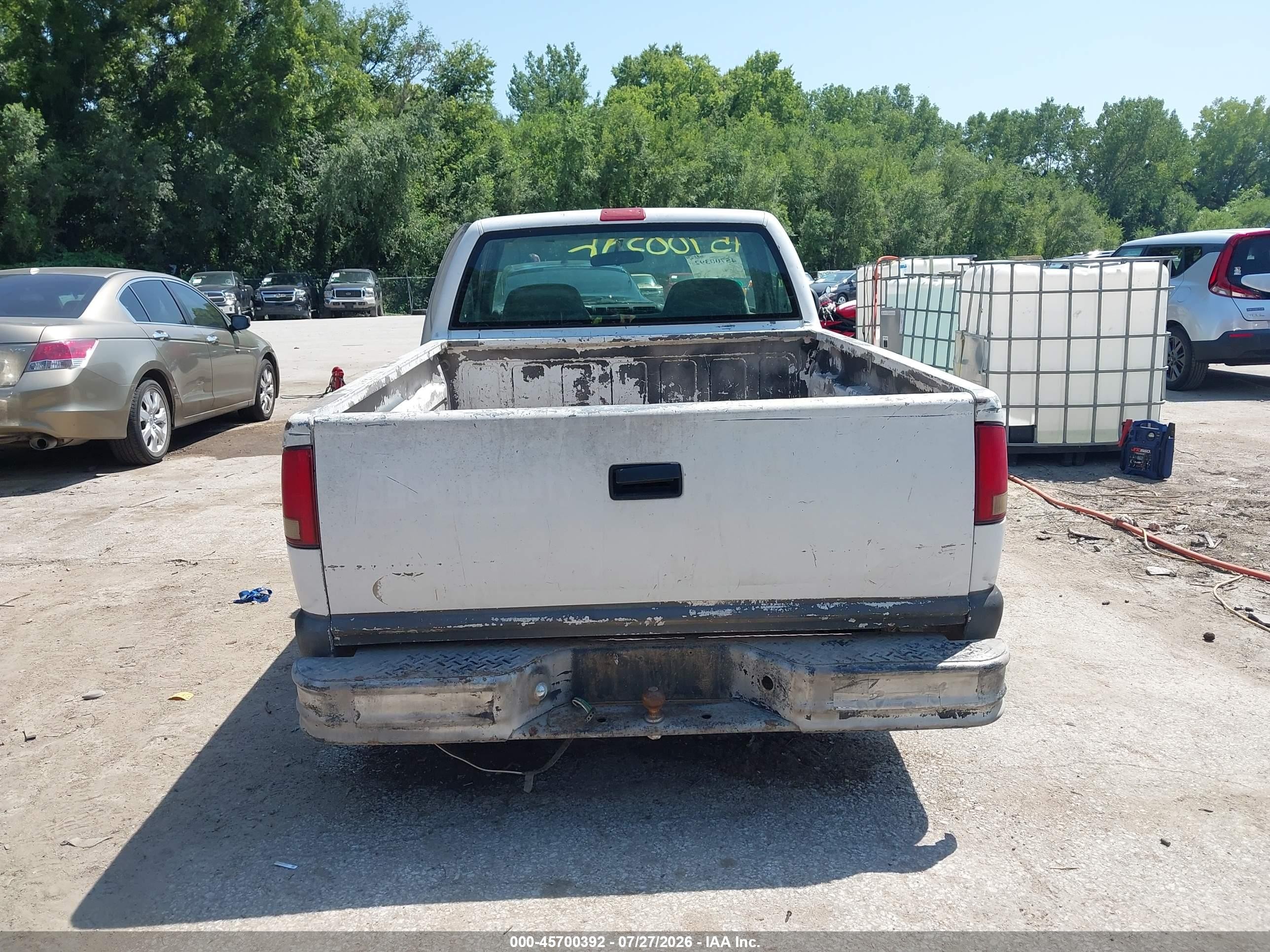 1995 Chevrolet S Truck S10 White vin: 1GCCS1445S8151205