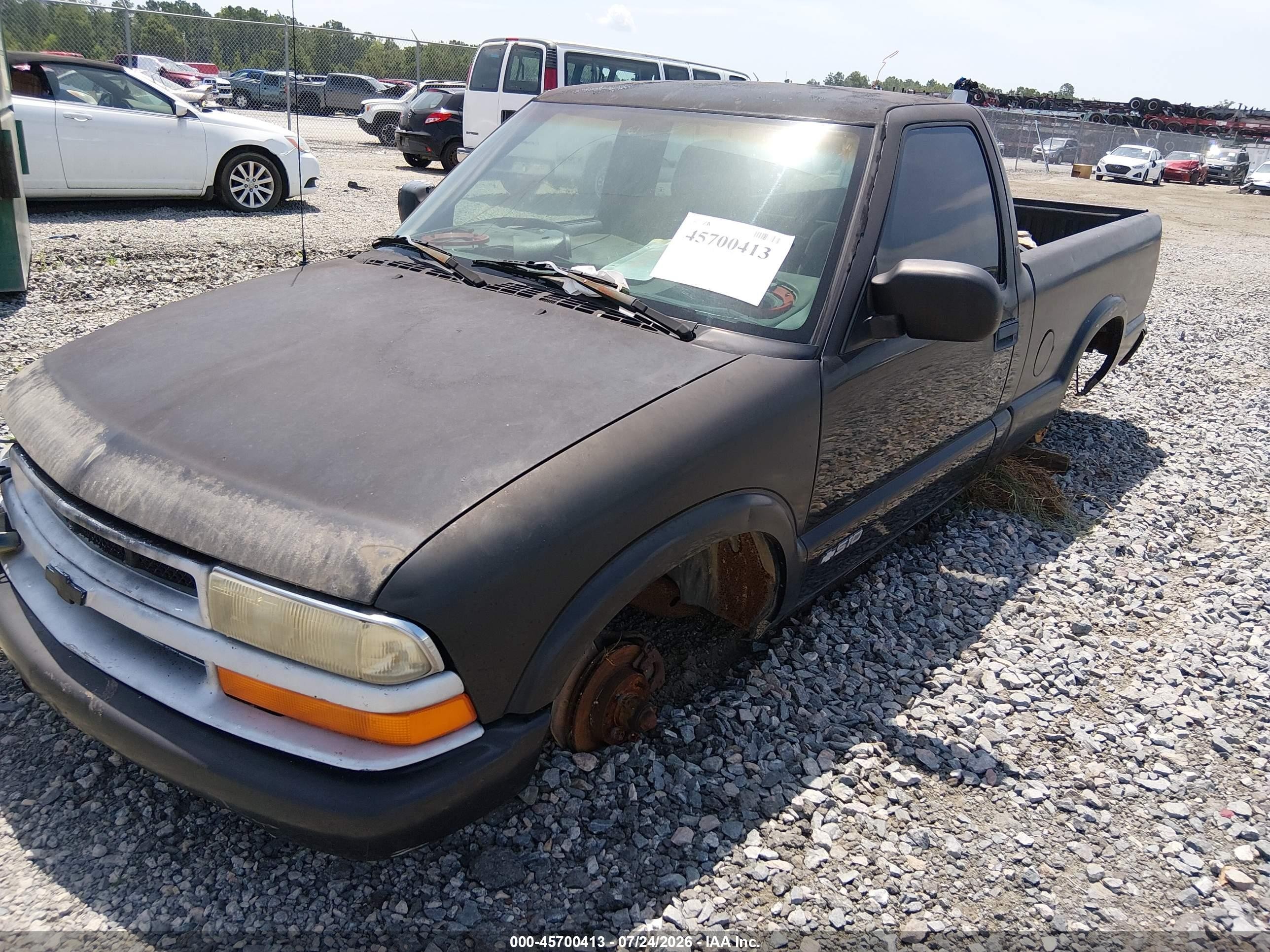 1999 Chevrolet S-10 Ls Black vin: 1GCCS1445X8142124