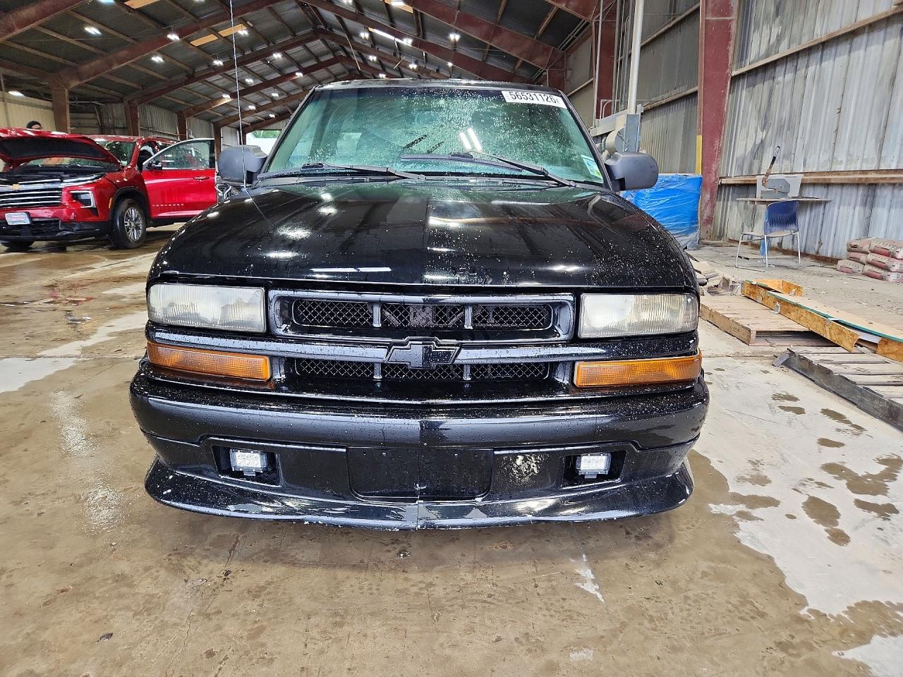 1999 Chevrolet S Truck S10 Black vin: 1GCCS1445X8161689