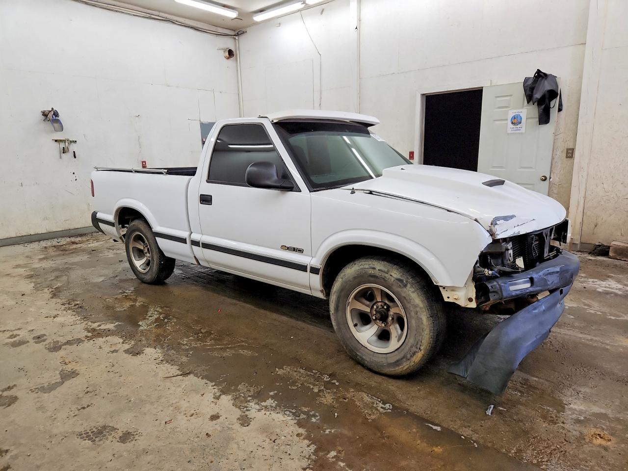 1996 Chevrolet S Truck S10 Белый vin: 1GCCS1446T8228519