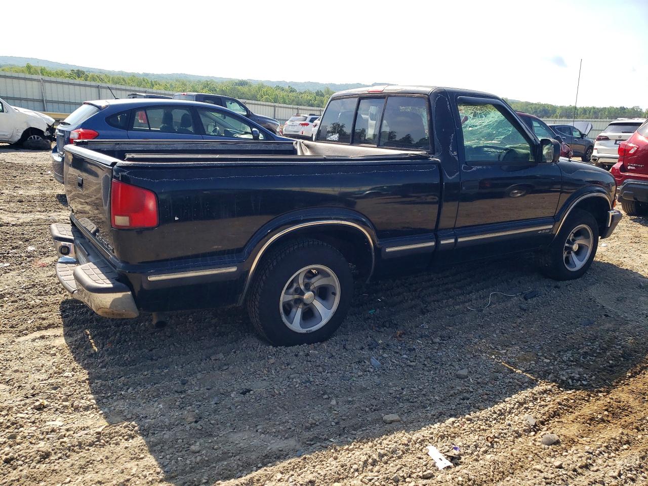 1998 Chevrolet S Truck S10 Black vin: 1GCCS1446WK251659