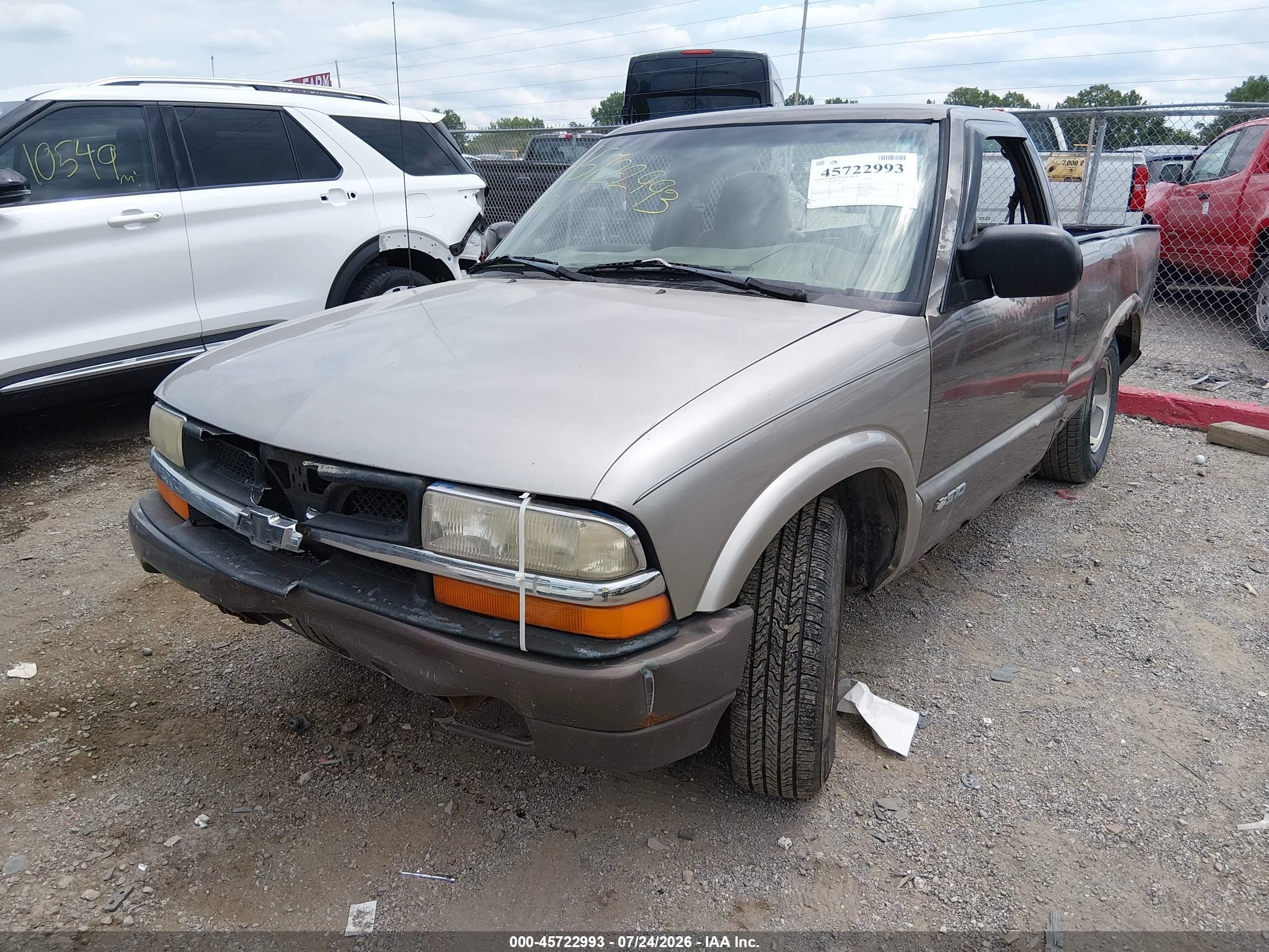 1999 Chevrolet S-10 Ls Gray vin: 1GCCS1446XK117882