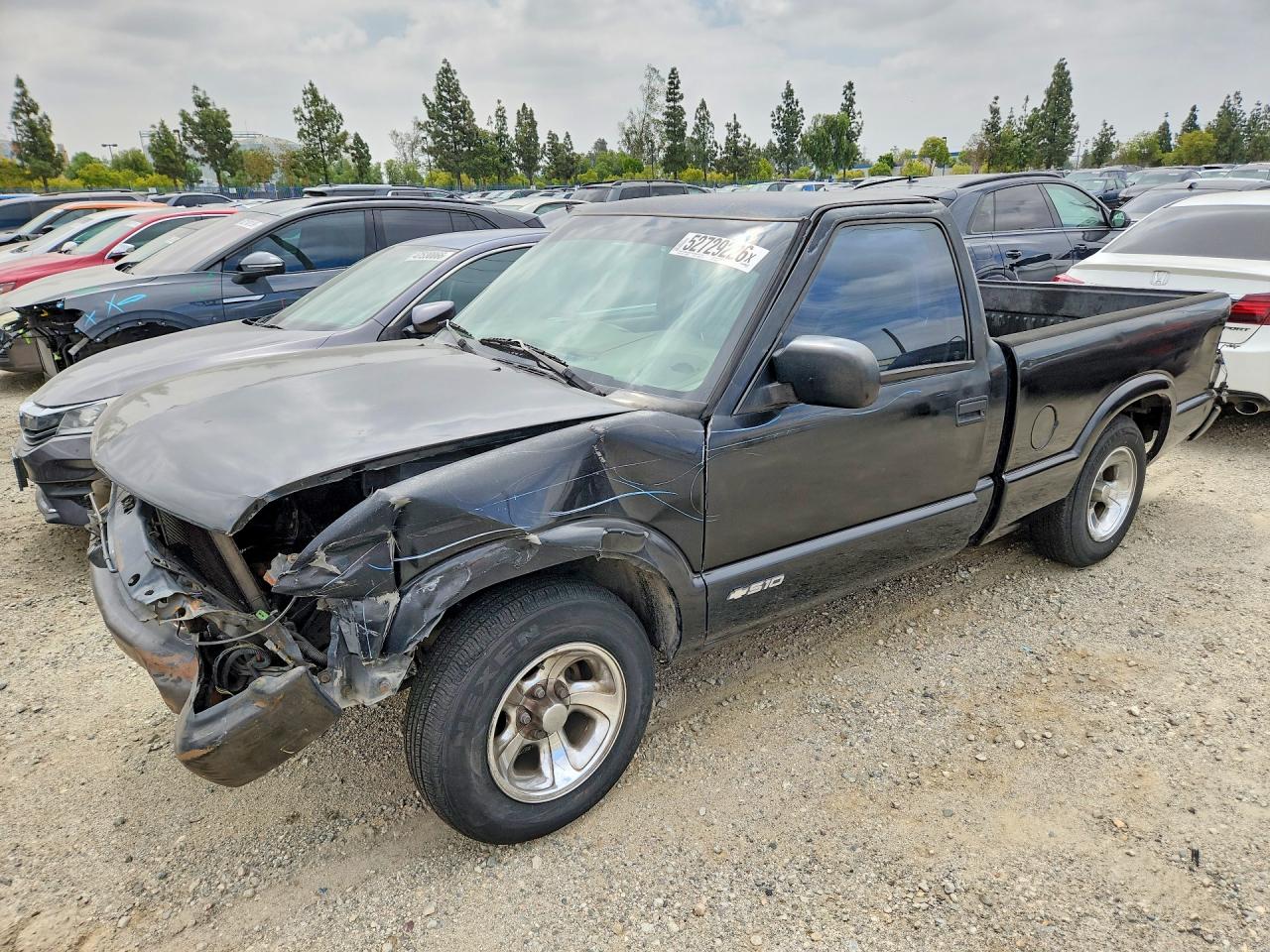 1999 Chevrolet S Truck S10 Black vin: 1GCCS1446XK170453
