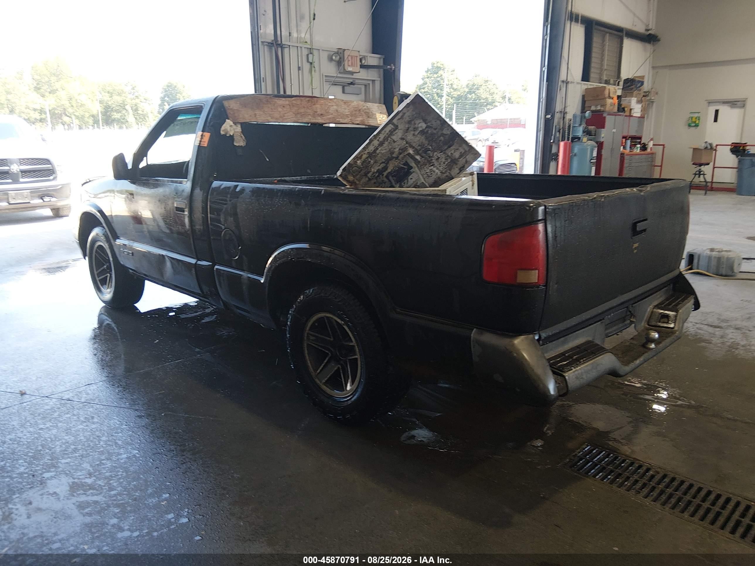 1995 Chevrolet S Truck S10 Black vin: 1GCCS1447S8117962