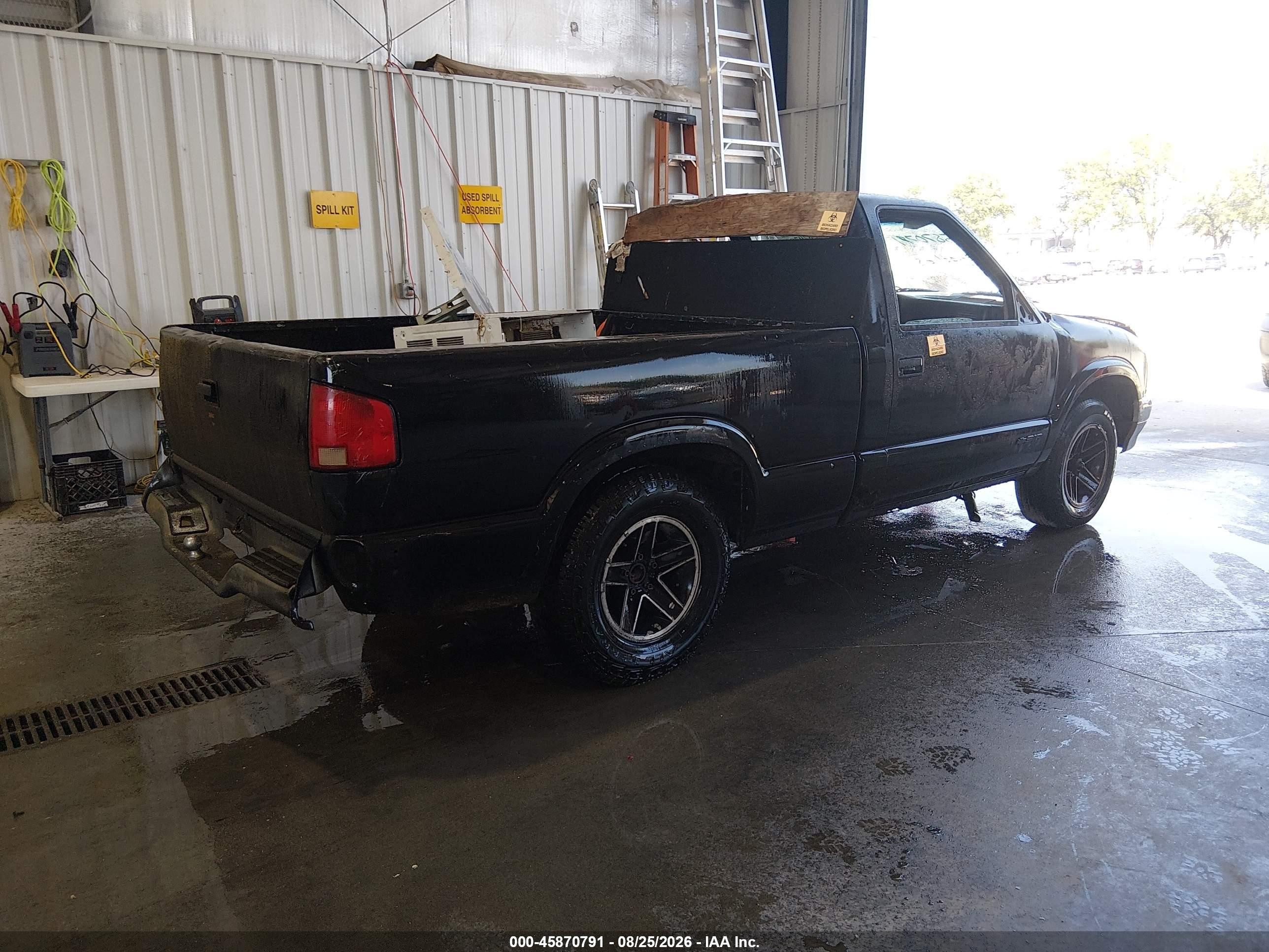 1995 Chevrolet S Truck S10 Black vin: 1GCCS1447S8117962