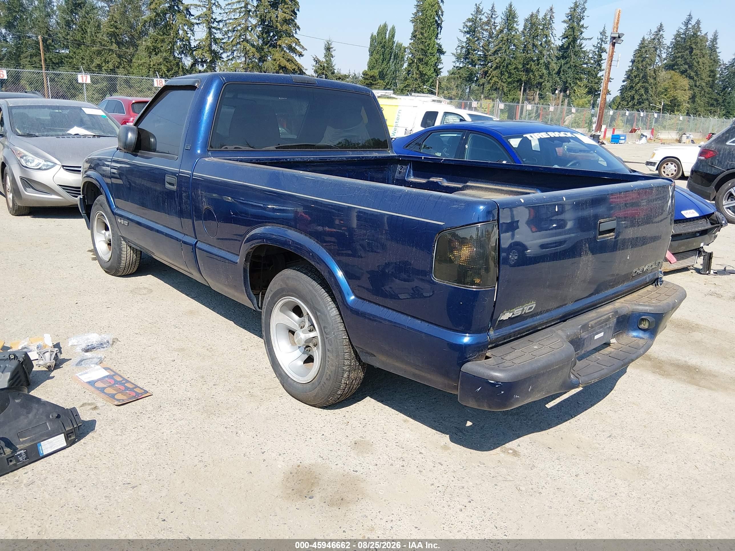 1999 Chevrolet S-10 Ls Blue vin: 1GCCS1447XK230241