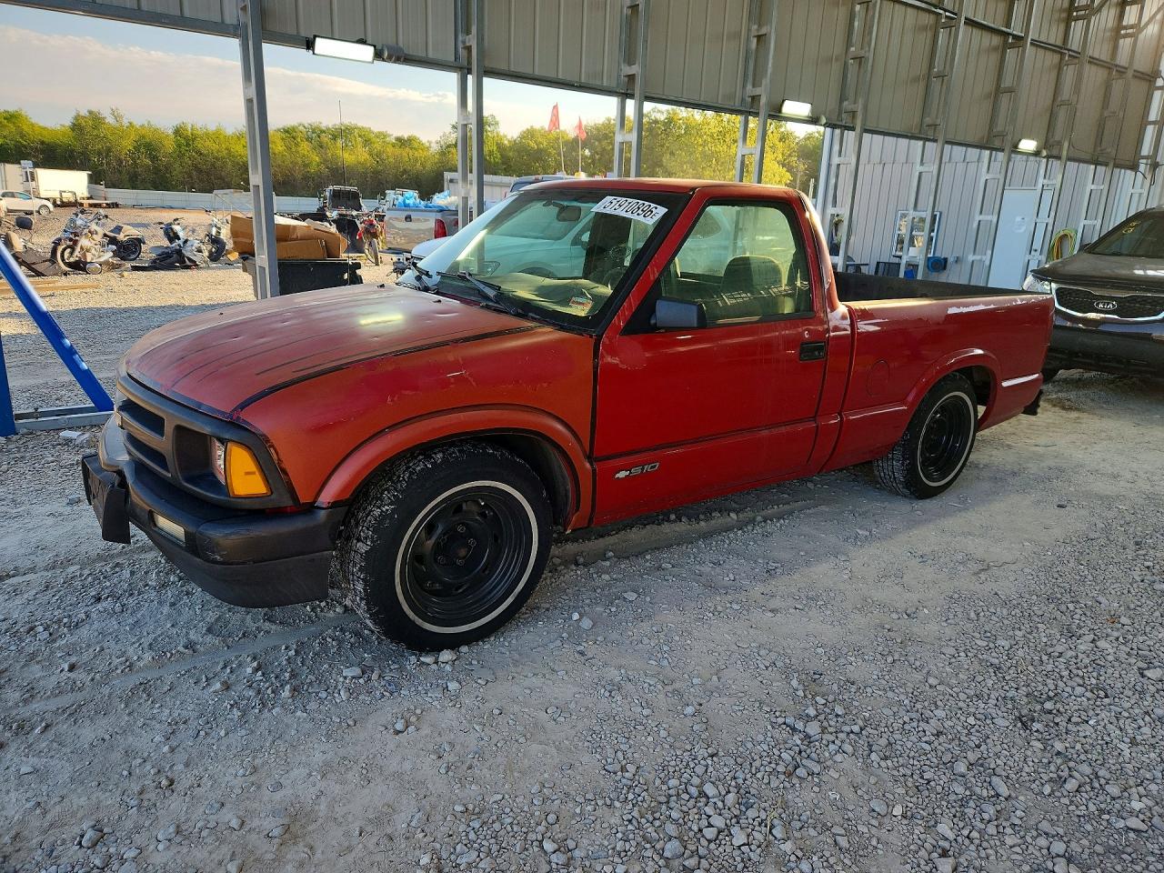 1997 Chevrolet S Truck S10 Red vin: 1GCCS1448V8132927