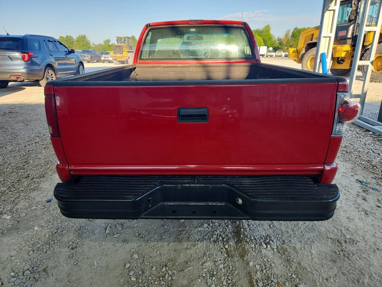 1997 Chevrolet S Truck S10 Red vin: 1GCCS1448V8132927