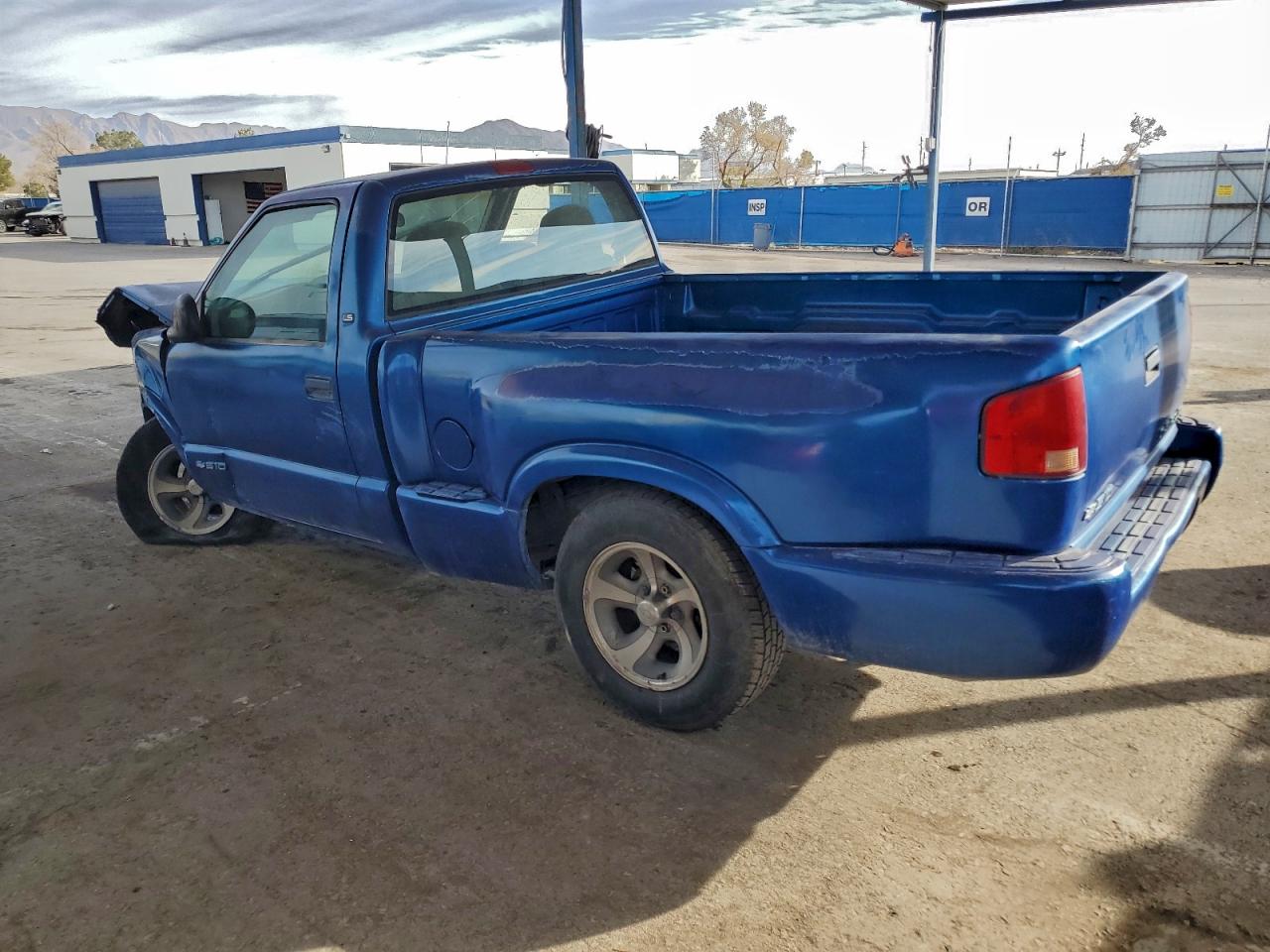 1999 Chevrolet S Truck S10 Blue vin: 1GCCS1448X8181855