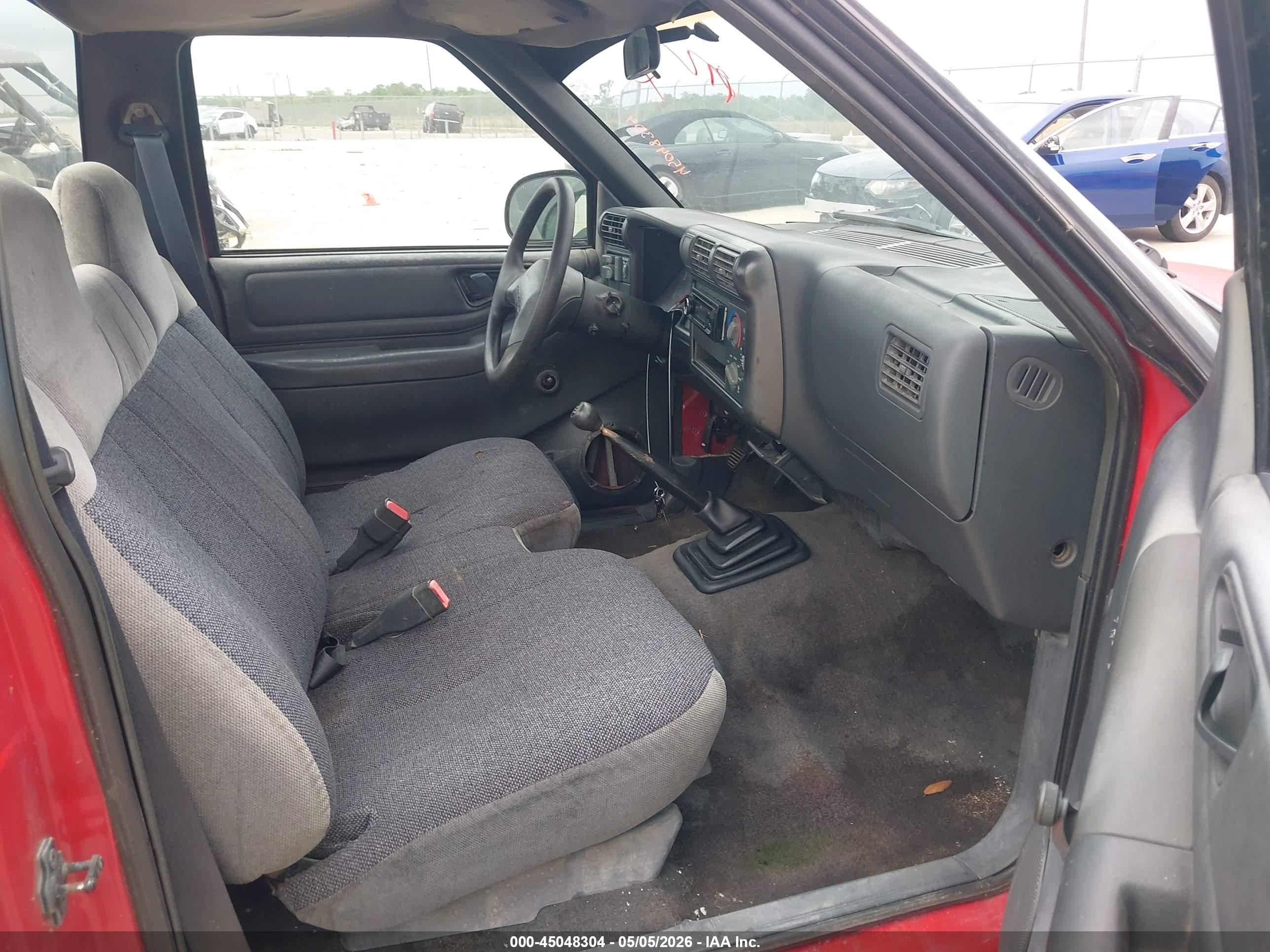 1994 Chevrolet S Truck S10 Red vin: 1GCCS1449R8137768