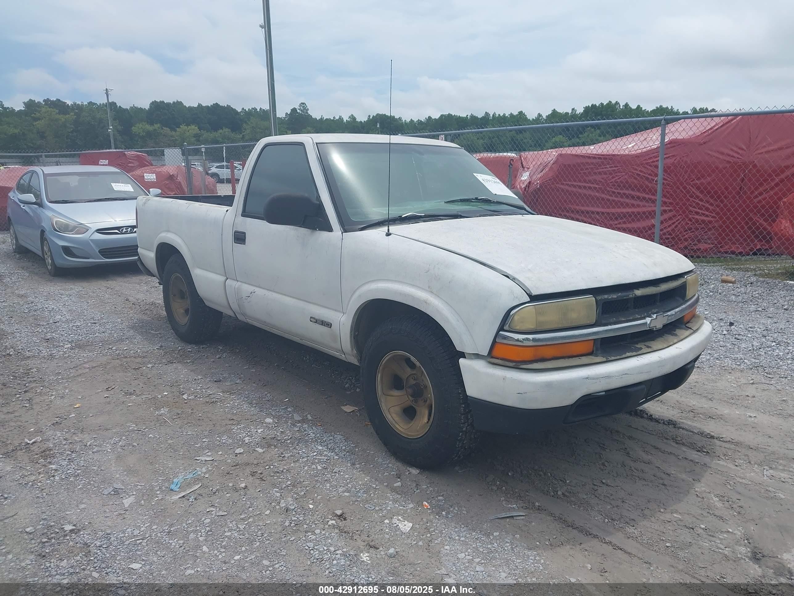 1GCCS1449W8132419