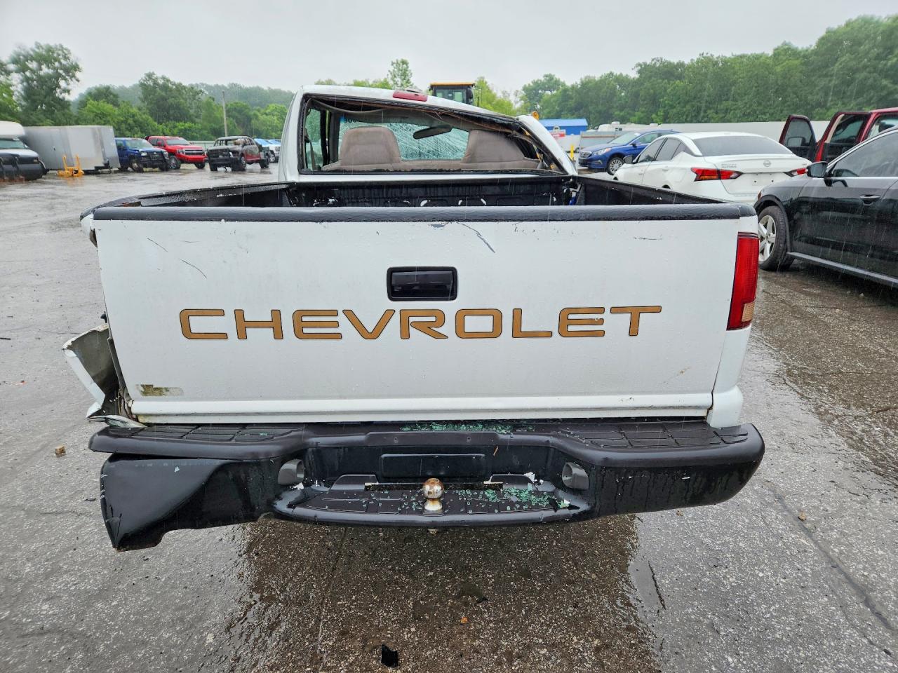 1999 Chevrolet S Truck S10 White vin: 1GCCS1449X8175160