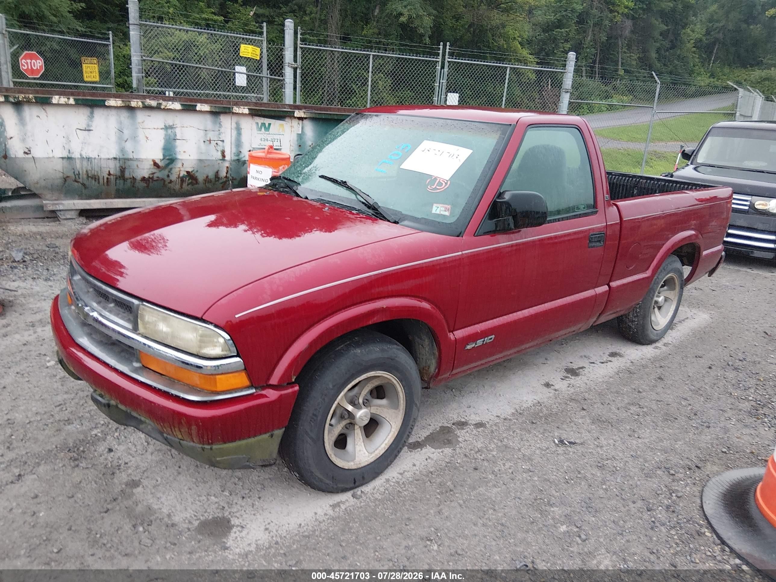 1999 Chevrolet S-10 Ls Maroon vin: 1GCCS1449XK191829