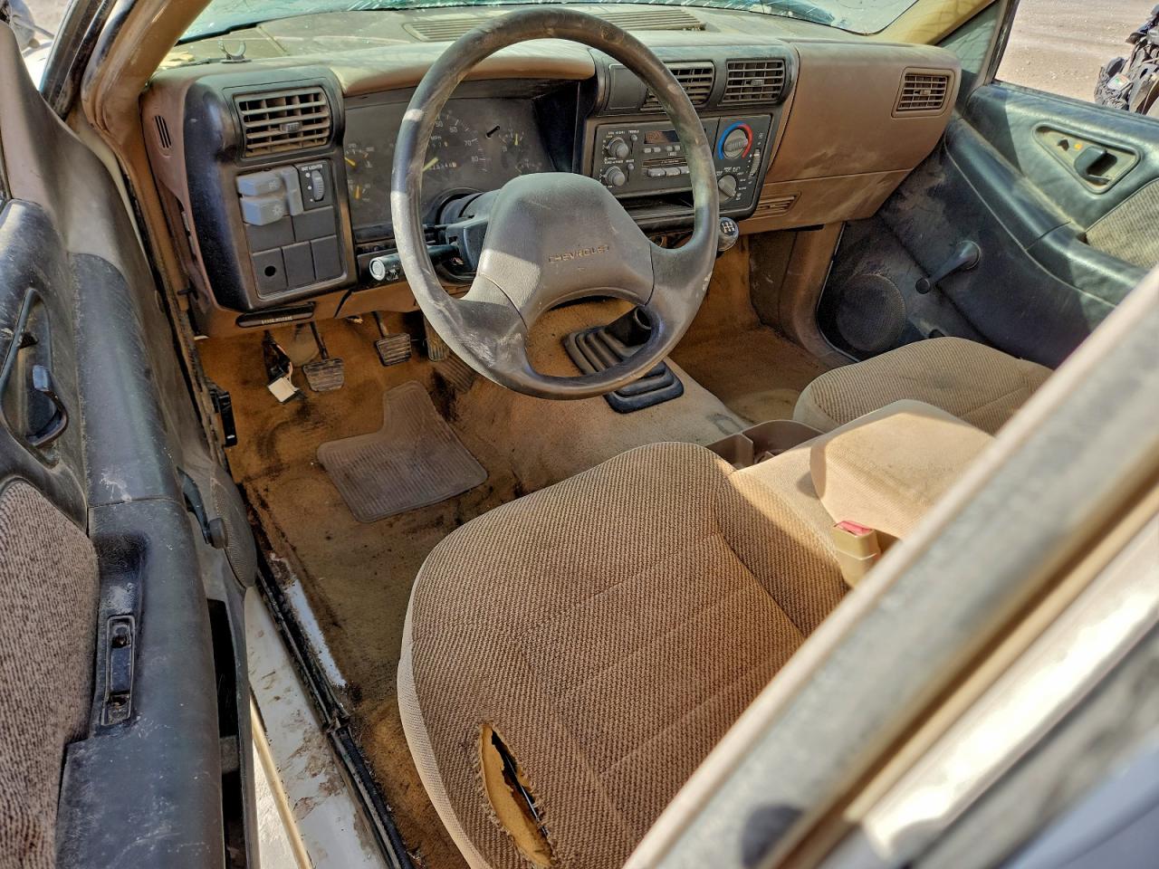 1994 Chevrolet S Truck S10 White vin: 1GCCS144XR8194920