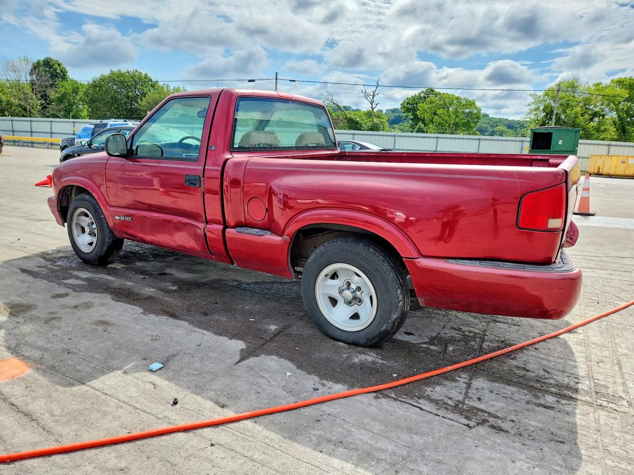 1997 Chevrolet S Truck S10 Red vin: 1GCCS144XV8191204