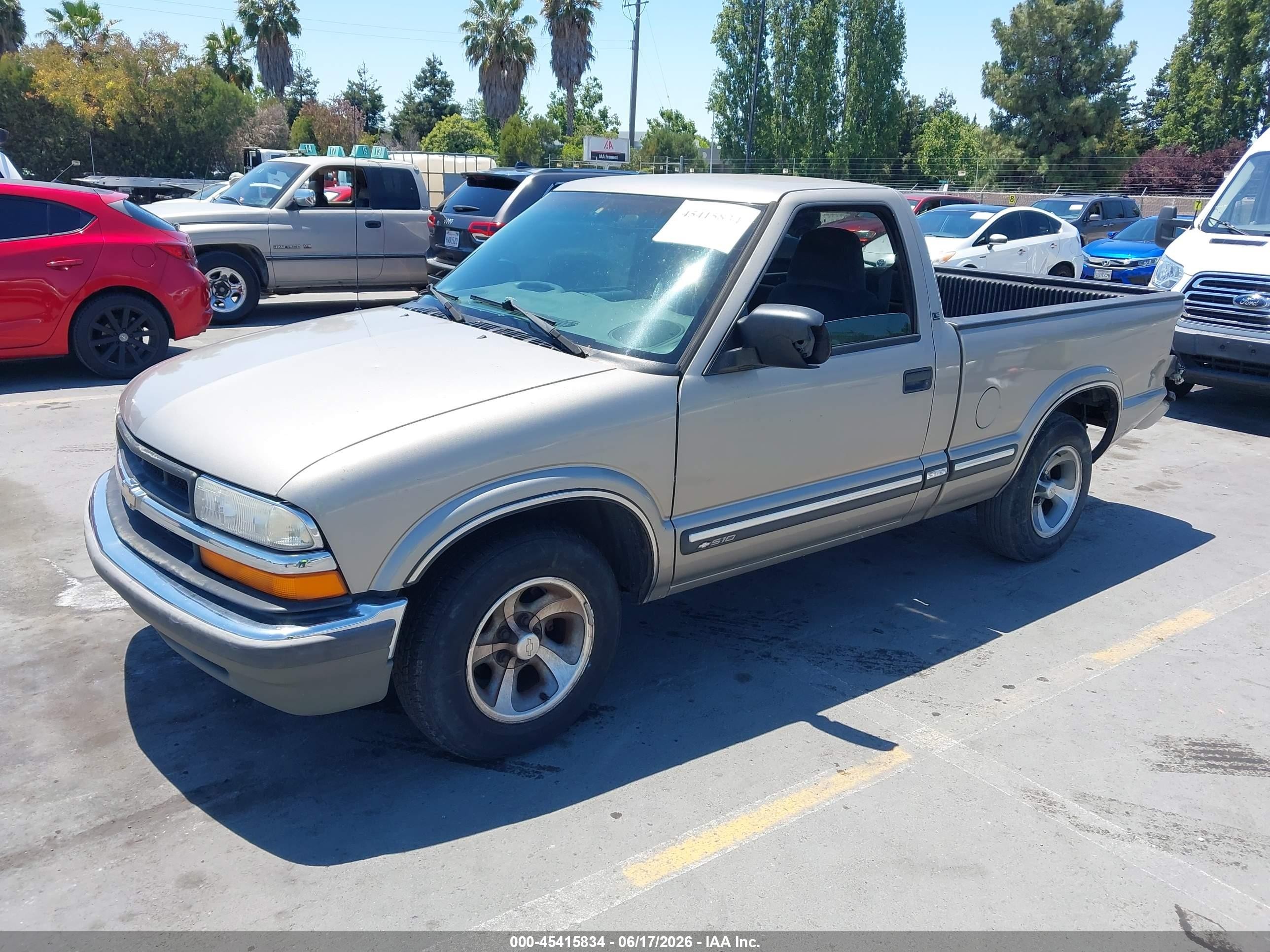 2001 Chevrolet S-10 Ls Gray vin: 1GCCS14501K161862