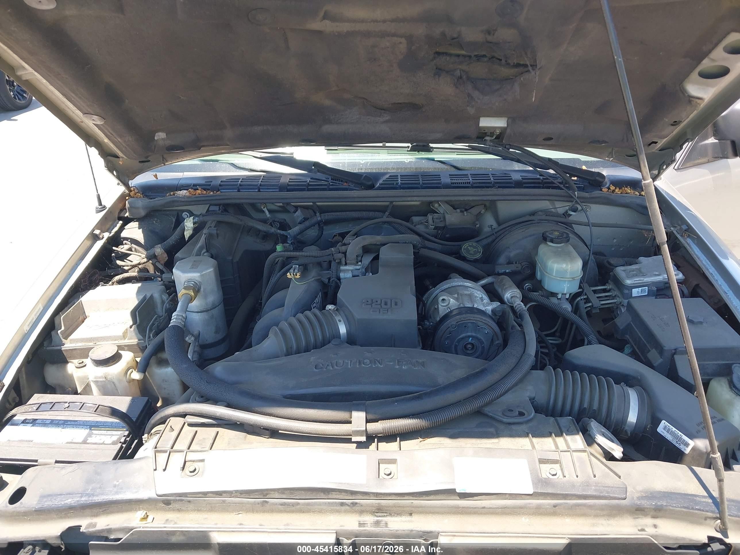 2001 Chevrolet S-10 Ls Gray vin: 1GCCS14501K161862