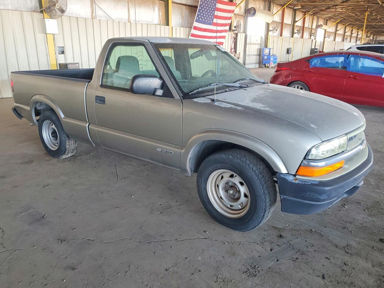 2002 Chevrolet S Truck S10 Gold vin: 1GCCS145028144753