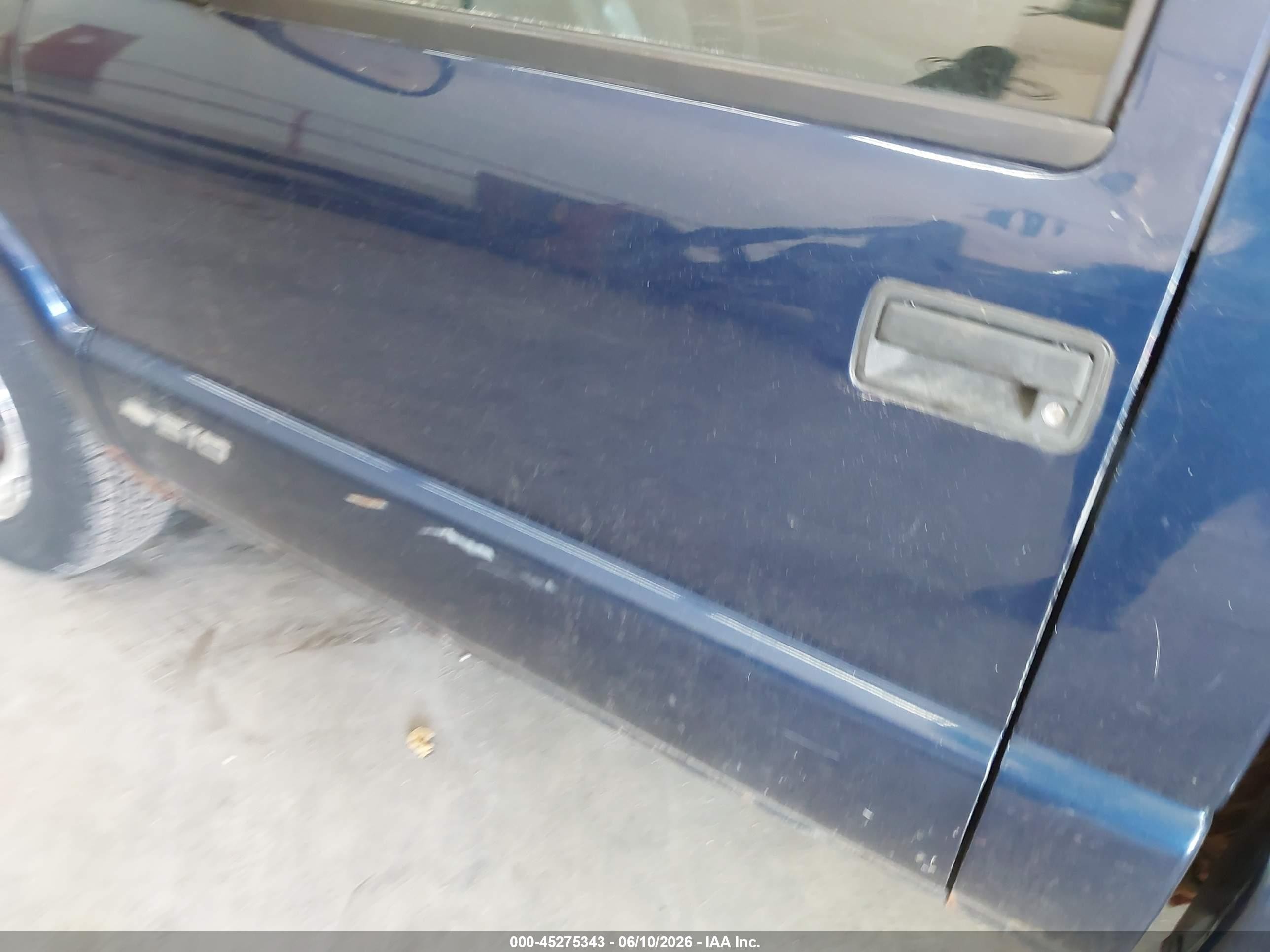 2001 Chevrolet S-10 Ls Blue vin: 1GCCS145118242575