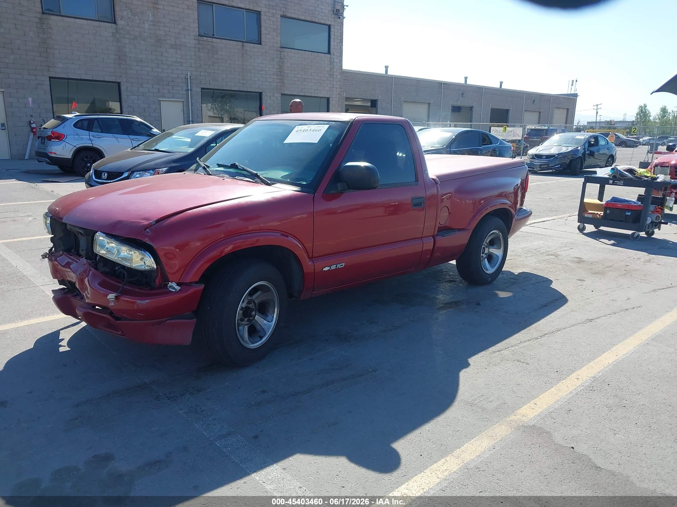2001 Chevrolet S-10 Ls Красный vin: 1GCCS145218180894
