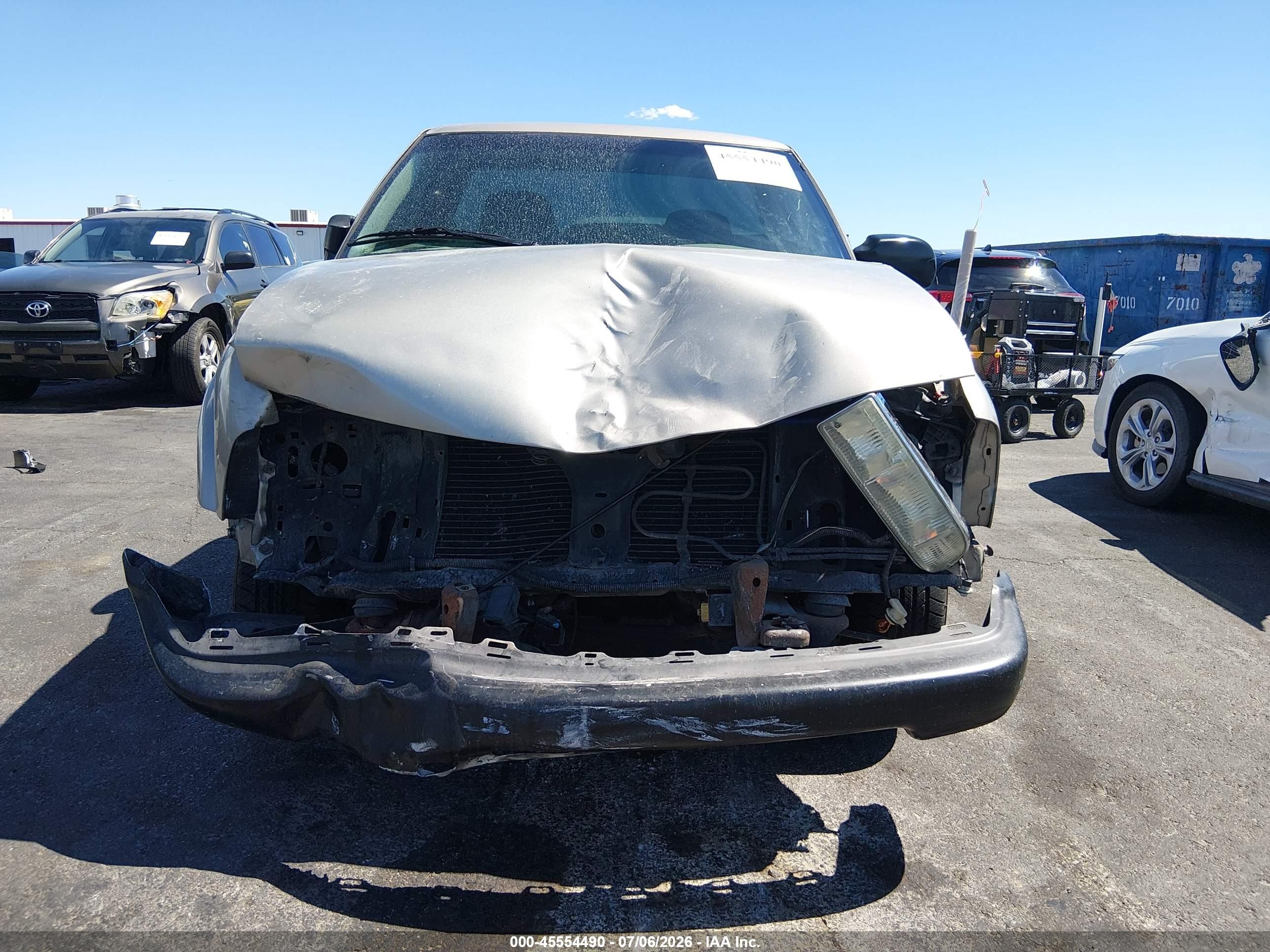 2001 Chevrolet S-10   Желто-коричневый vin: 1GCCS145318194903