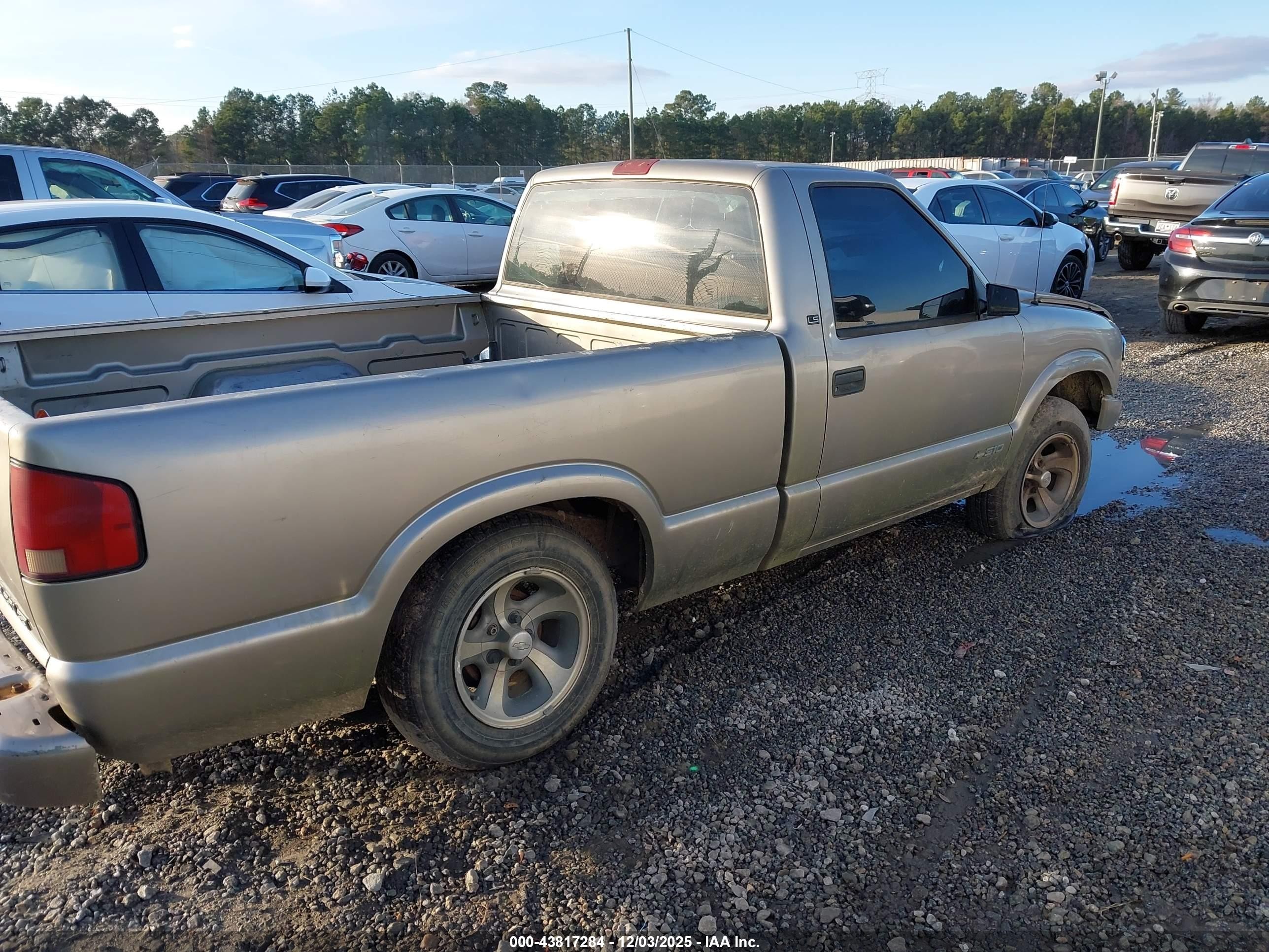 2001 Chevrolet S-10 Ls Champagne vin: 1GCCS14531K109030