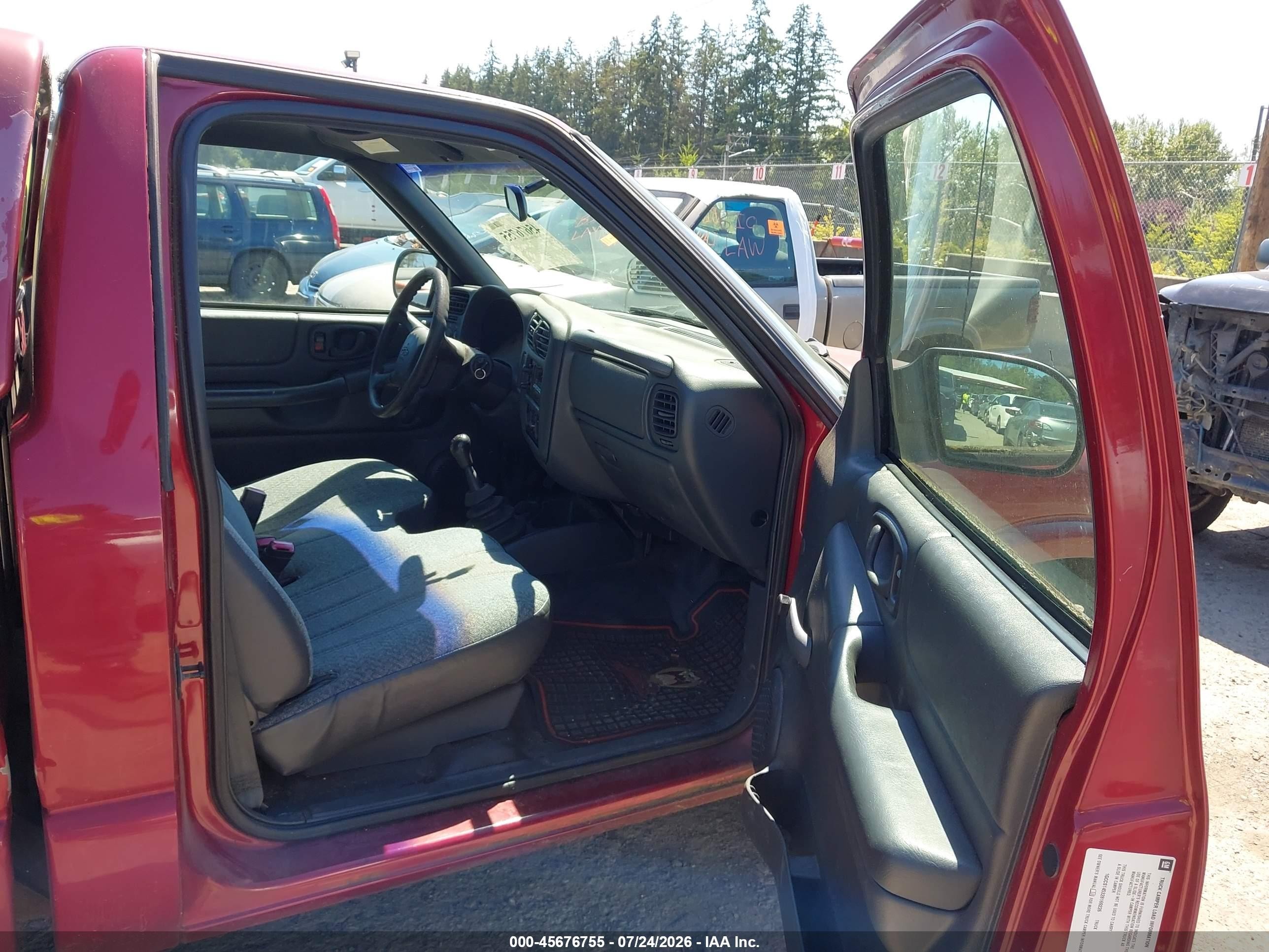 2002 Chevrolet S-10   Красный vin: 1GCCS145328169226