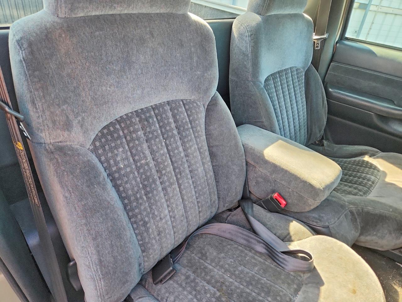 2001 Chevrolet S Truck S10 Tan vin: 1GCCS145418142065