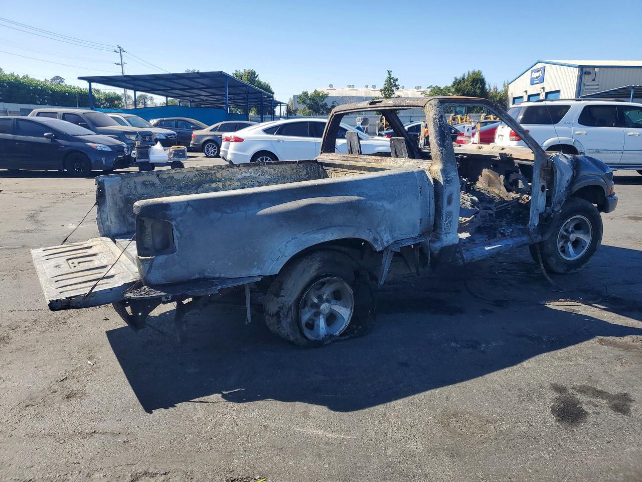 2002 Chevrolet S Truck S10 Gray vin: 1GCCS145428258450