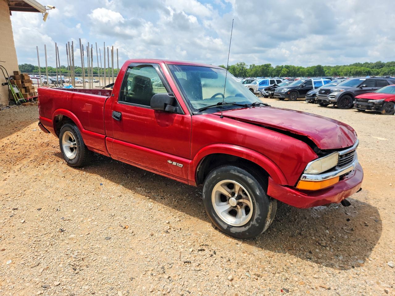 2000 Chevrolet S Truck S10 Red vin: 1GCCS1454YK202245