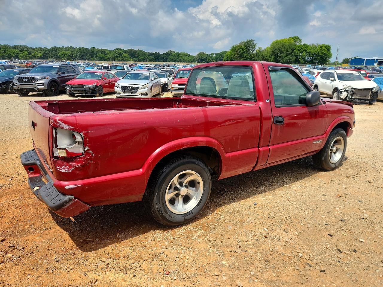 2000 Chevrolet S Truck S10 Red vin: 1GCCS1454YK202245